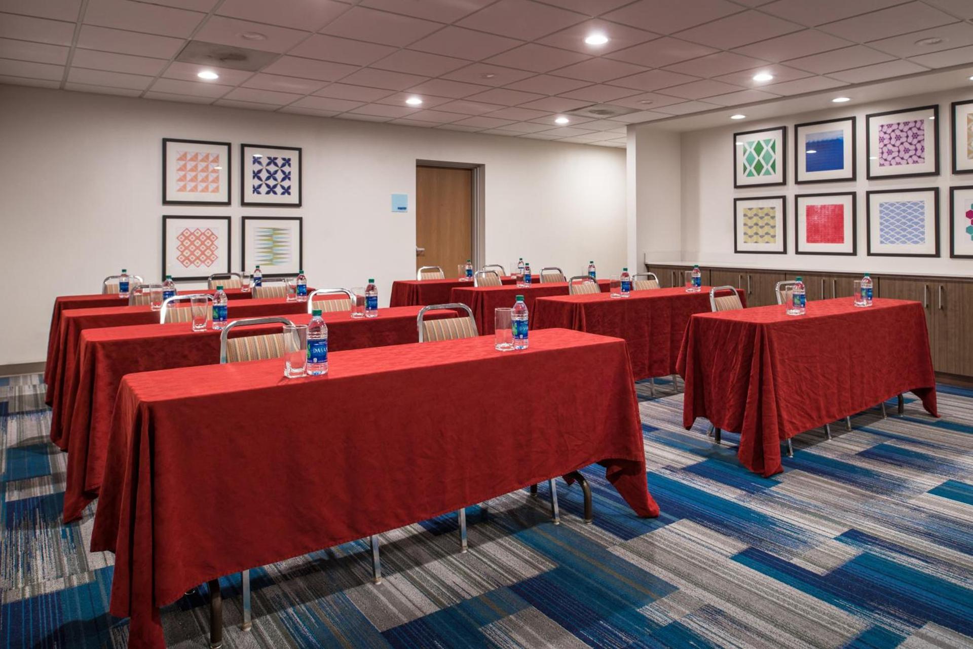 Holiday Inn Express Hotel & Suites Tampa-Anderson Road-Veterans Exp by IHG photo 45