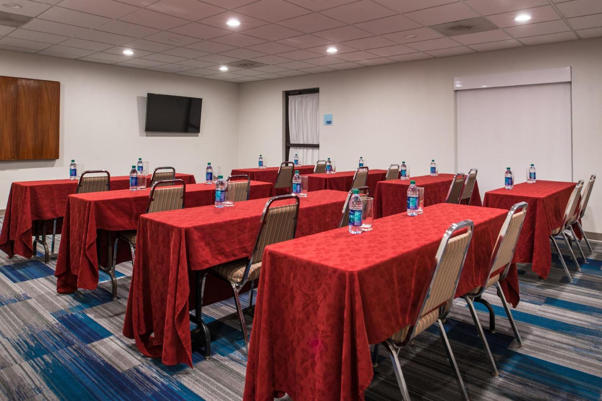 Holiday Inn Express Hotel & Suites Tampa-Anderson Road-Veterans Exp by IHG photo 49