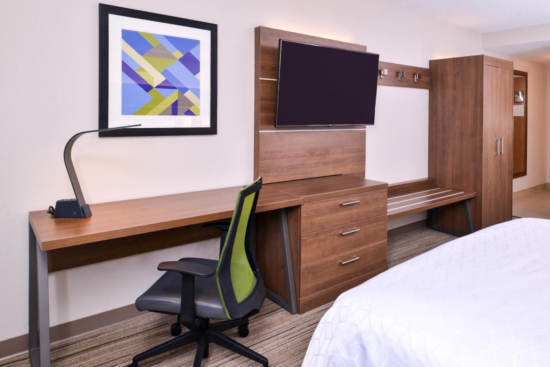 Holiday Inn Express Hotel & Suites Tampa-Anderson Road-Veterans Exp by IHG photo 65