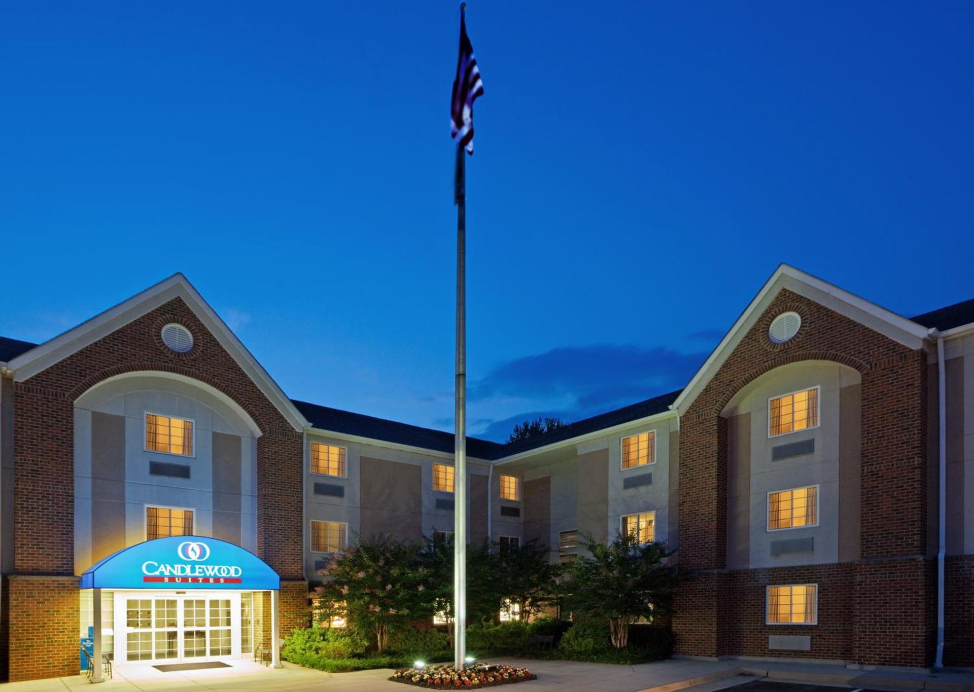 Candlewood Suites Washington-Fairfax by IHG photo 17