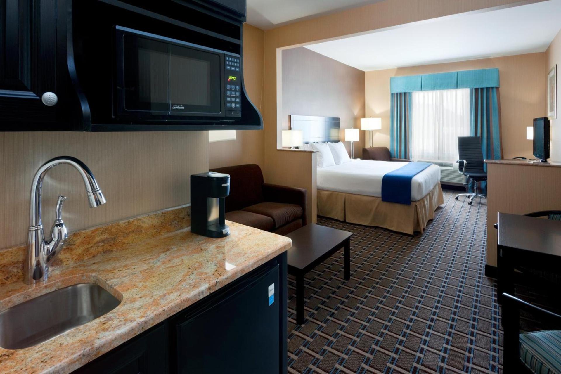 Holiday Inn Express Hotel & Suites West Coxsackie by IHG photo 36