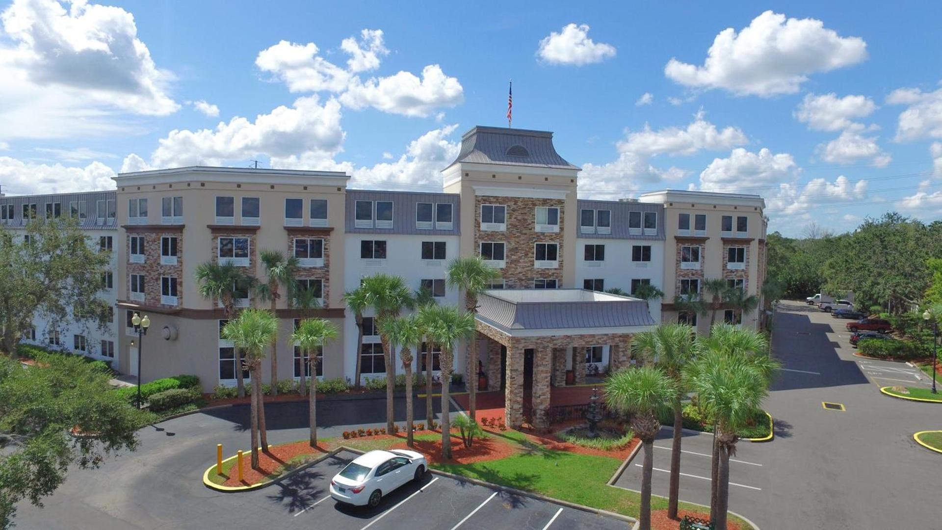 Staybridge Suites Orlando Royale Parc Suites by IHG photo 1