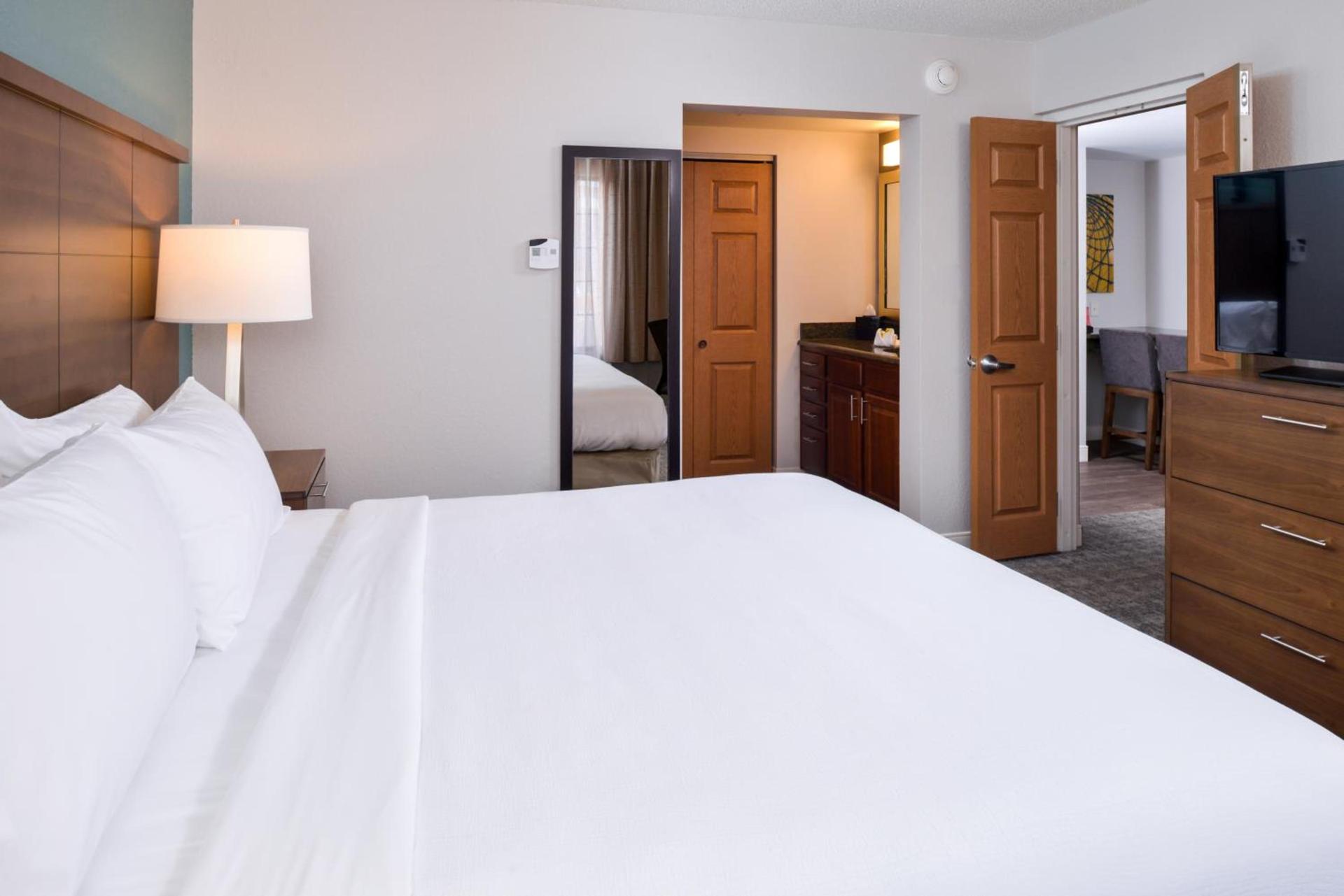 Staybridge Suites Indianapolis Downtown-Convention Center by IHG photo 36