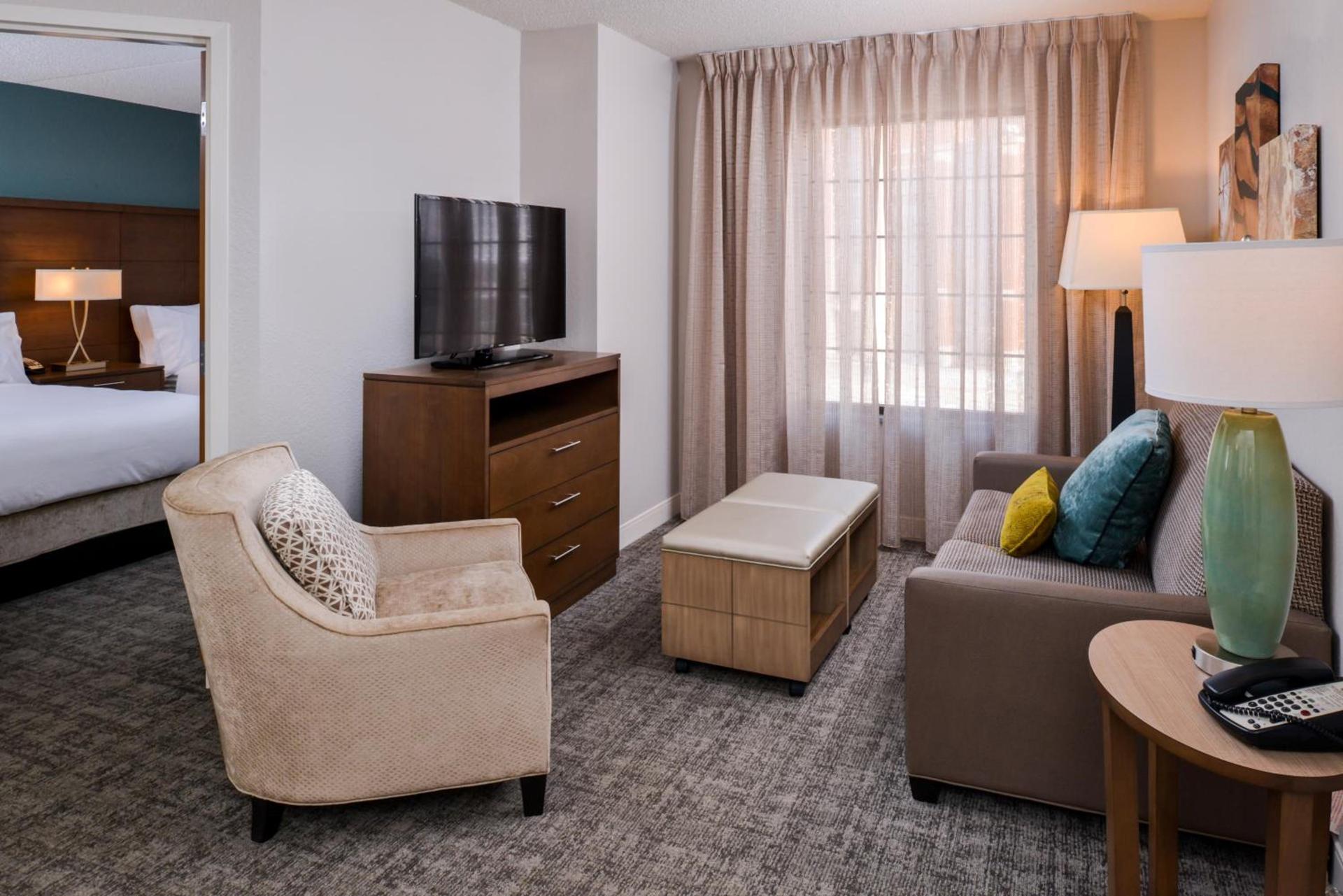 Staybridge Suites Indianapolis Downtown-Convention Center by IHG photo 51