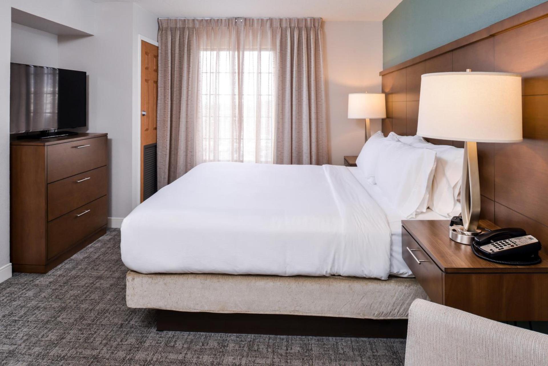 Staybridge Suites Indianapolis Downtown-Convention Center by IHG photo 44