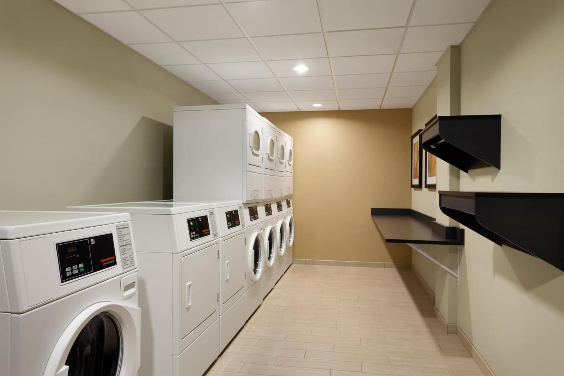 Staybridge Suites Midland by IHG photo 9