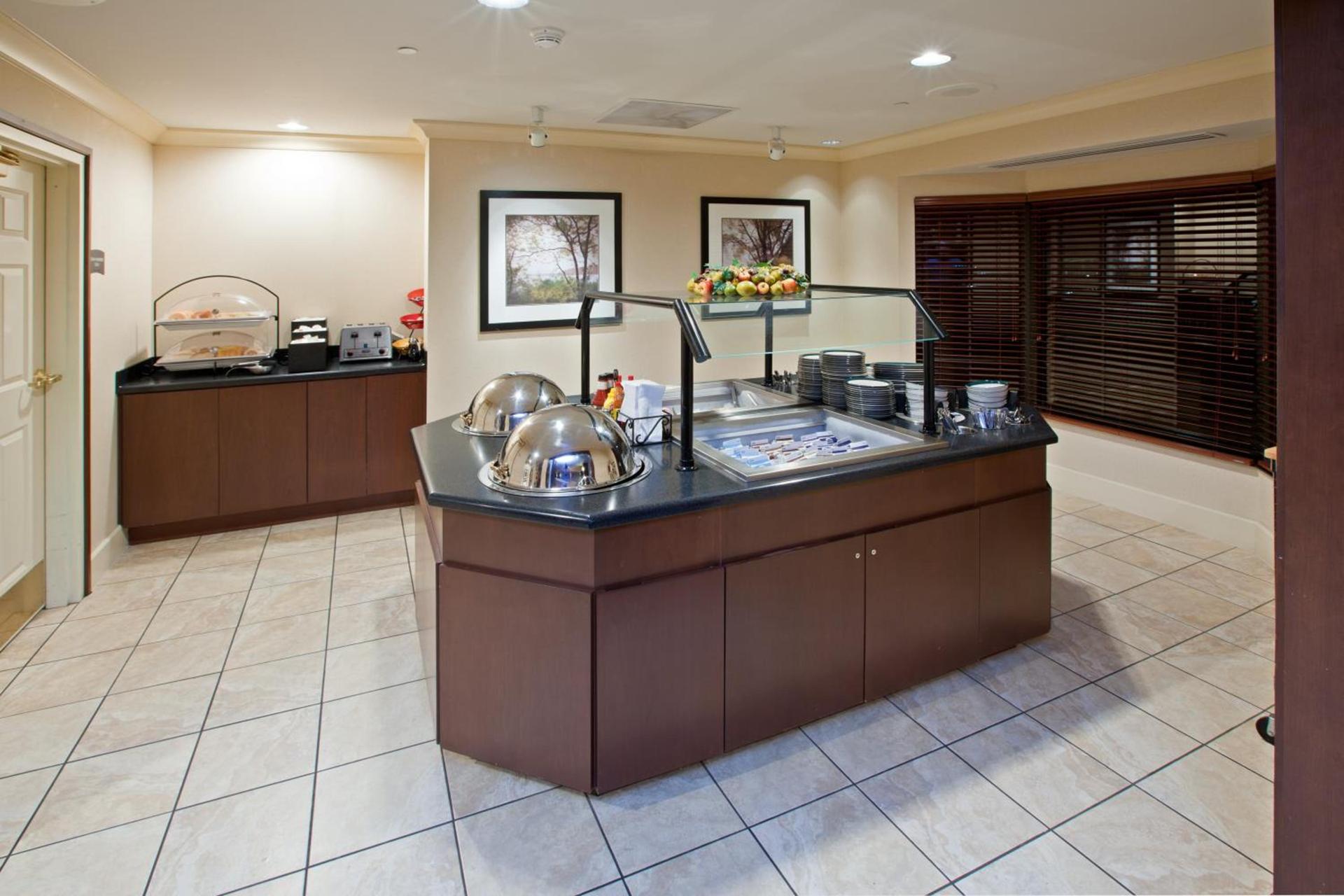 Staybridge Suites Indianapolis-Airport by IHG photo 19
