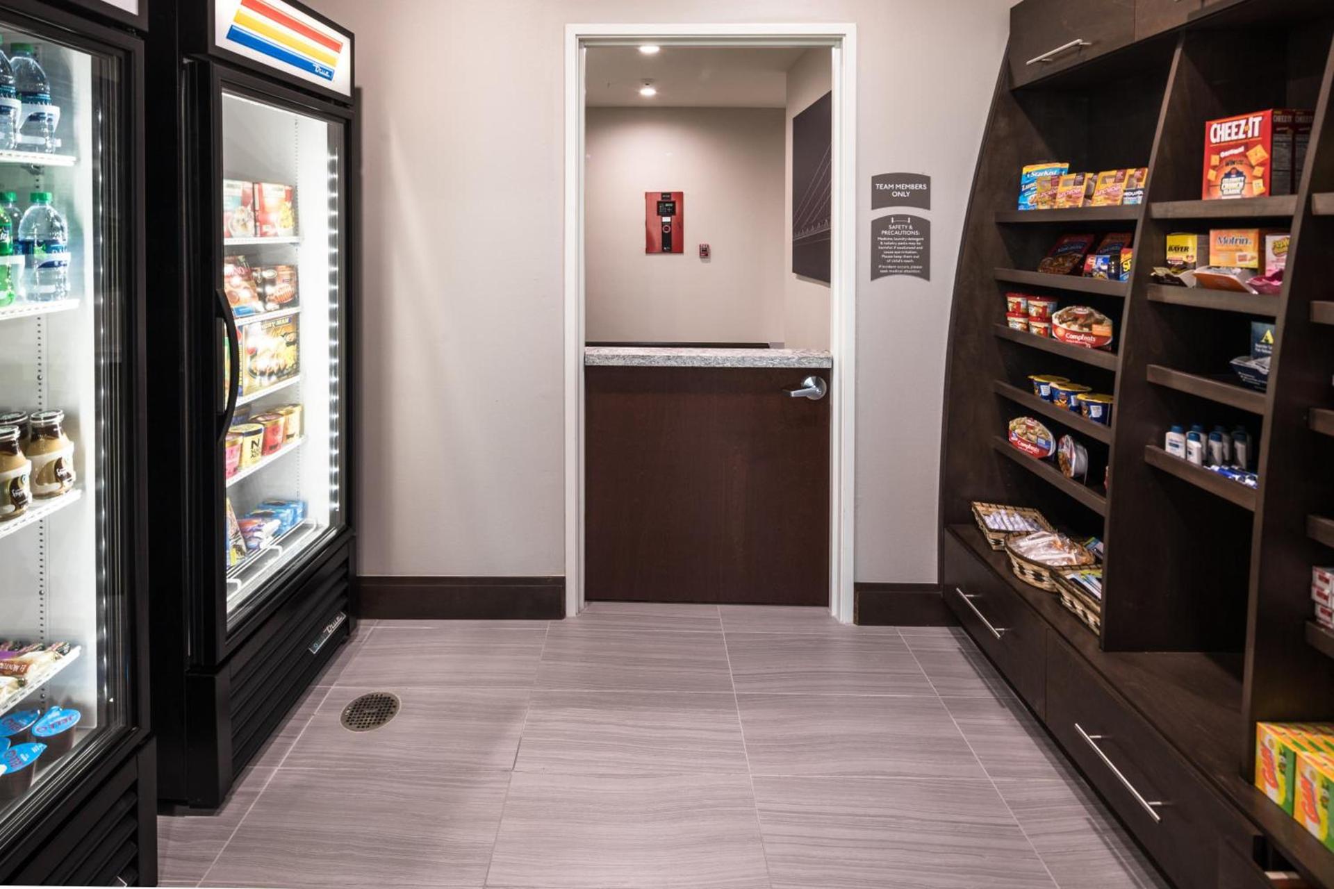 Staybridge Suites - Lake Jackson by IHG photo 6