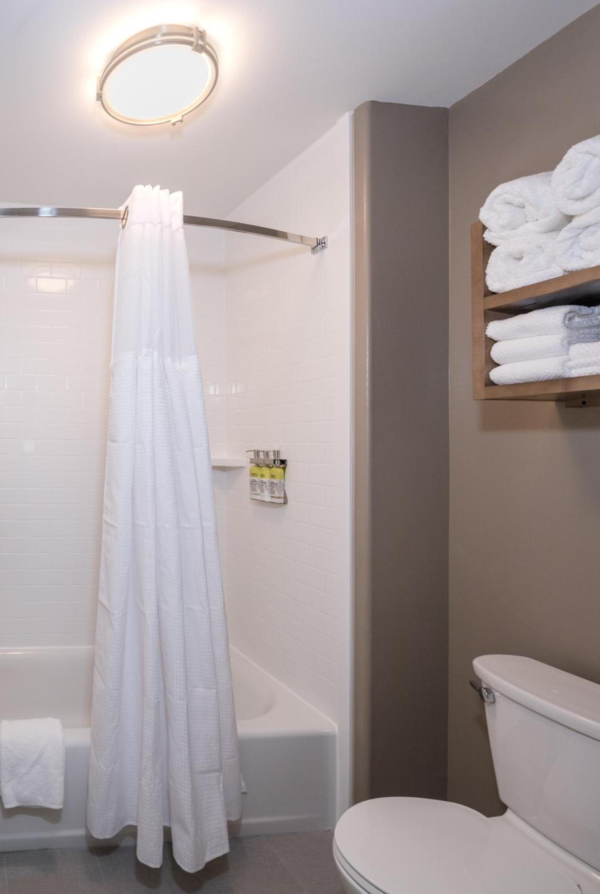 Staybridge Suites - Lake Jackson by IHG photo 29