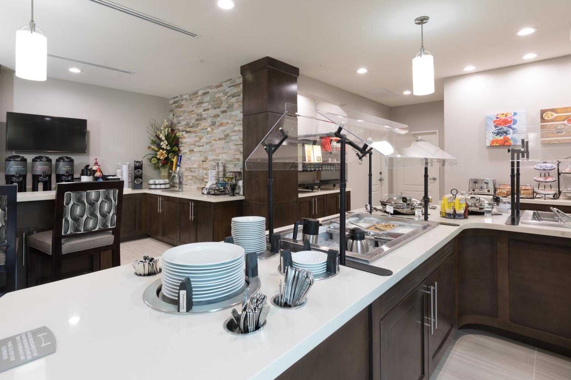 Staybridge Suites - Lake Jackson by IHG photo 12