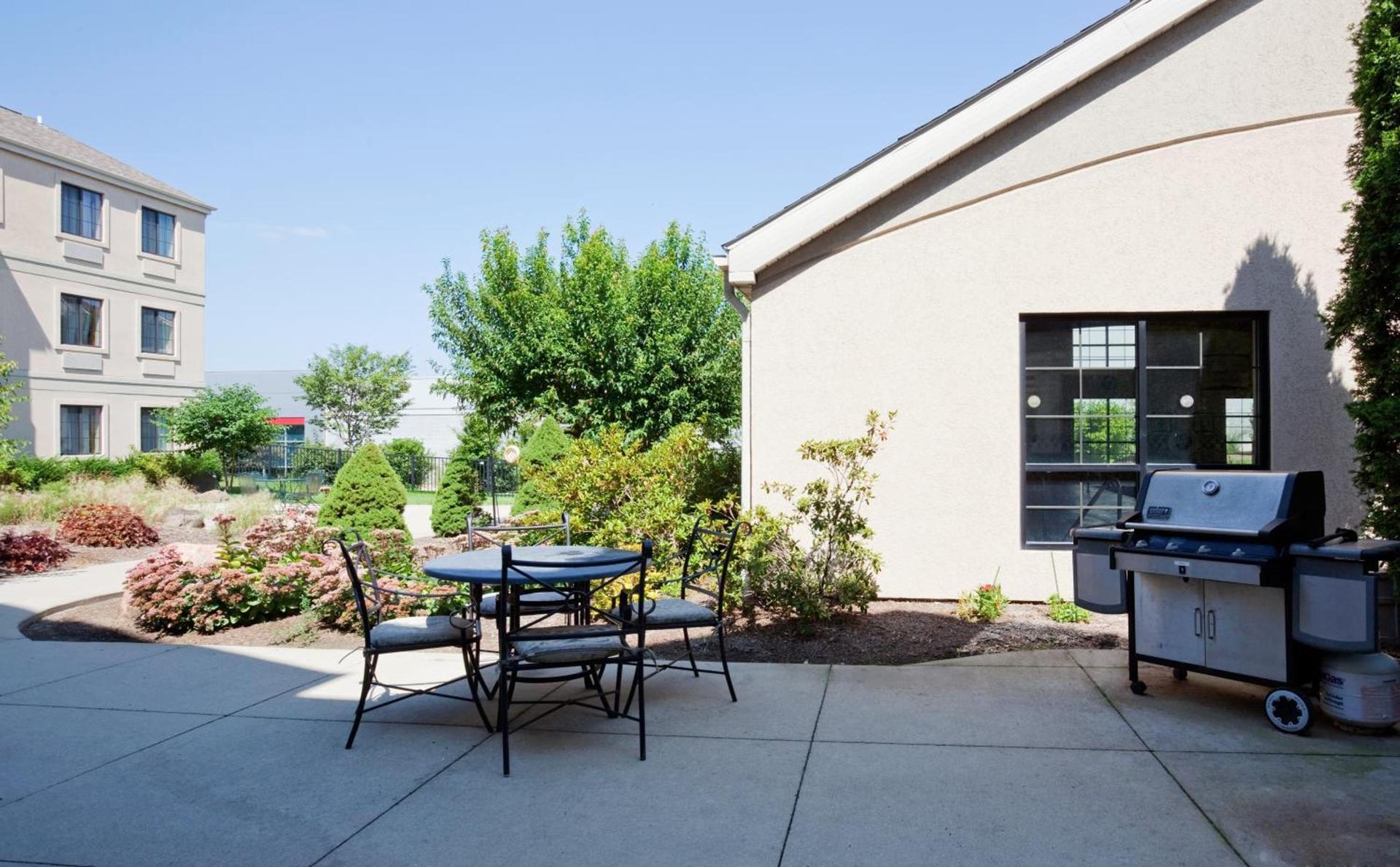 Staybridge Suites Madison - East by IHG photo 23