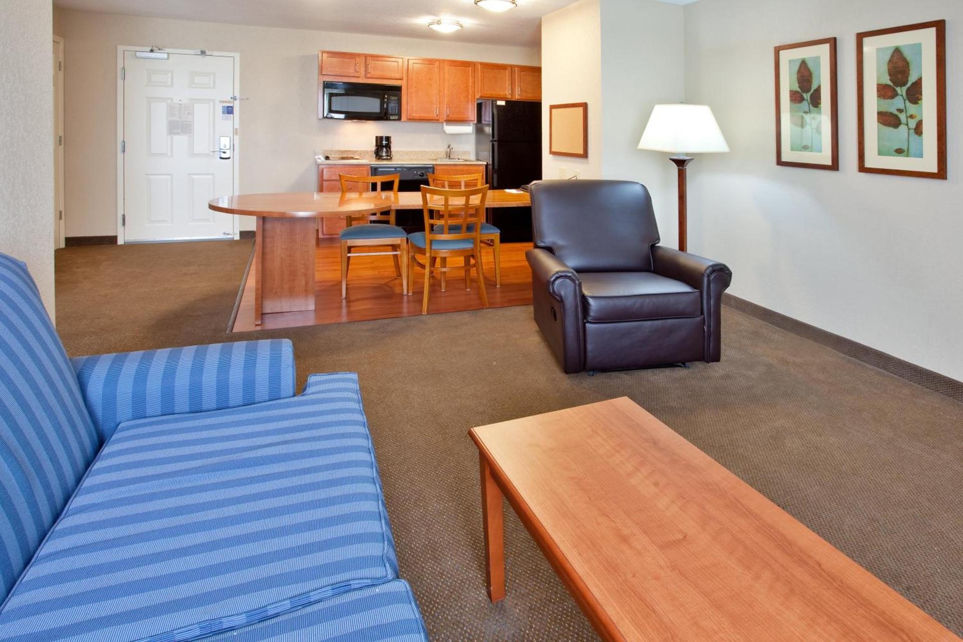 Candlewood Suites Elgin – Northwest Chicago by IHG photo 12