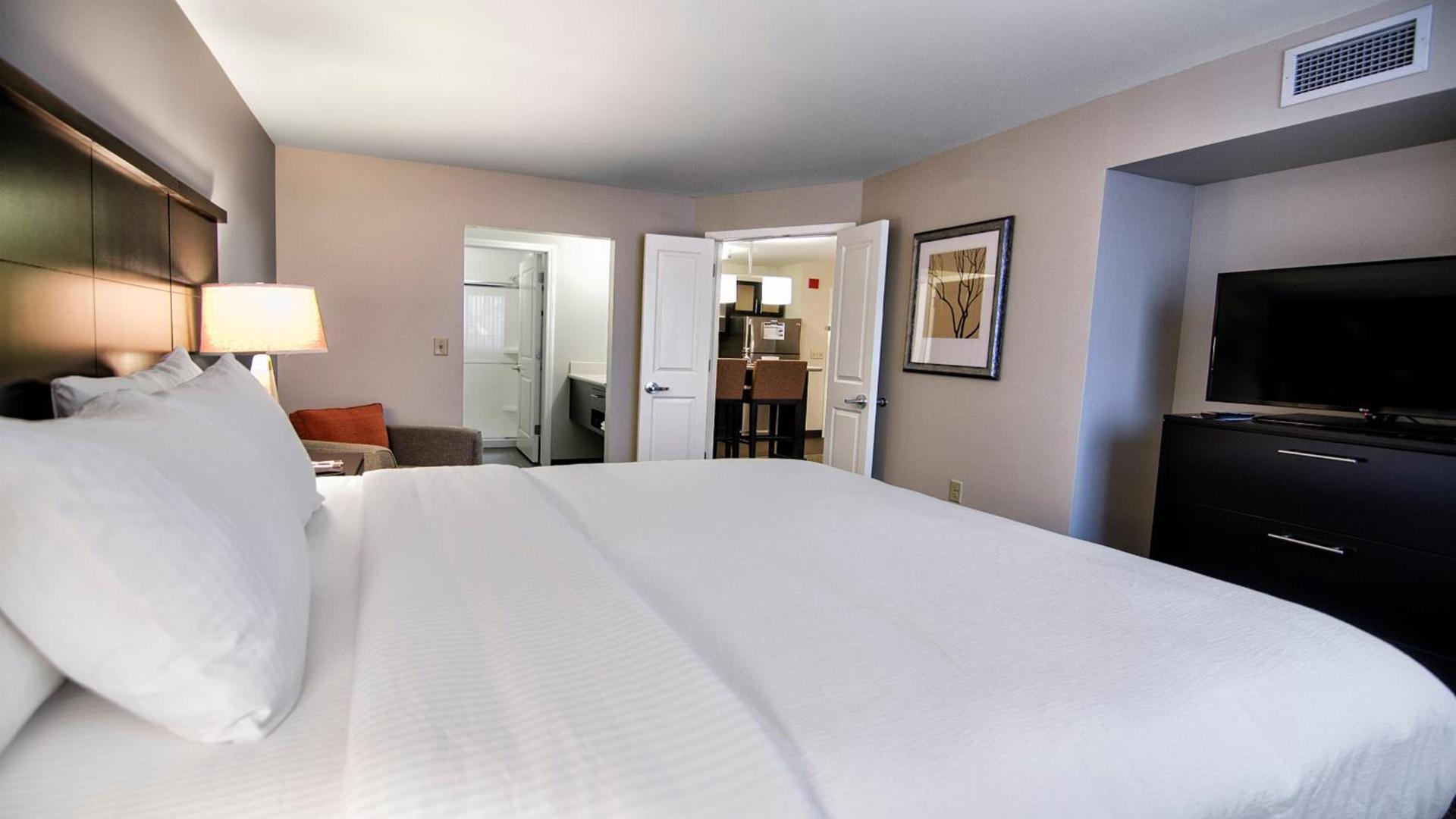Staybridge Suites Marquette by IHG photo 51