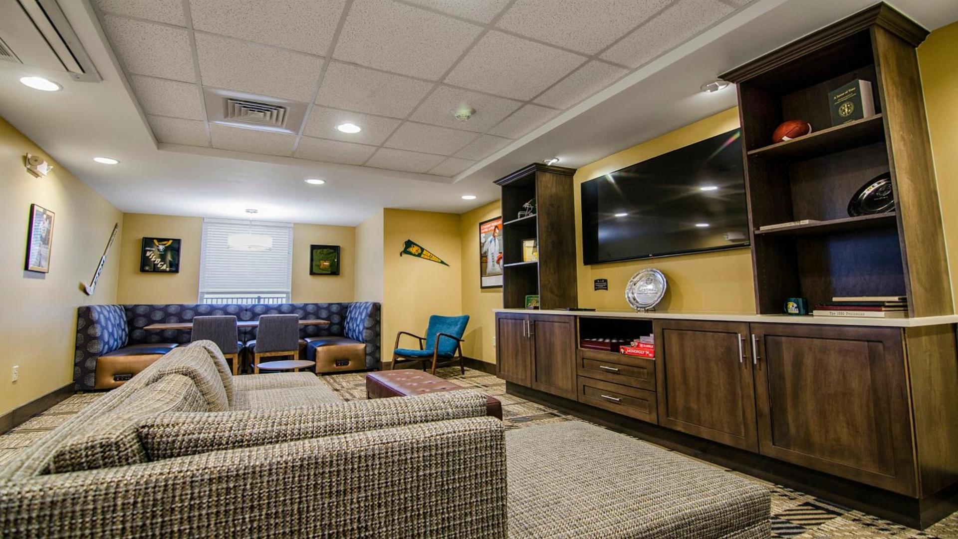 Staybridge Suites Marquette by IHG photo 5