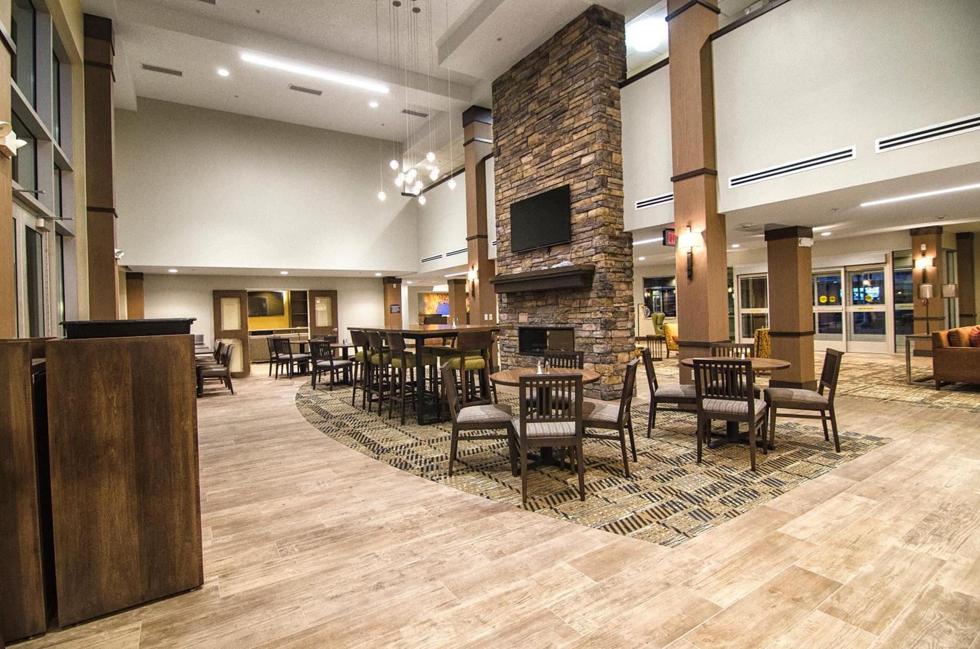 Staybridge Suites Marquette by IHG photo 8