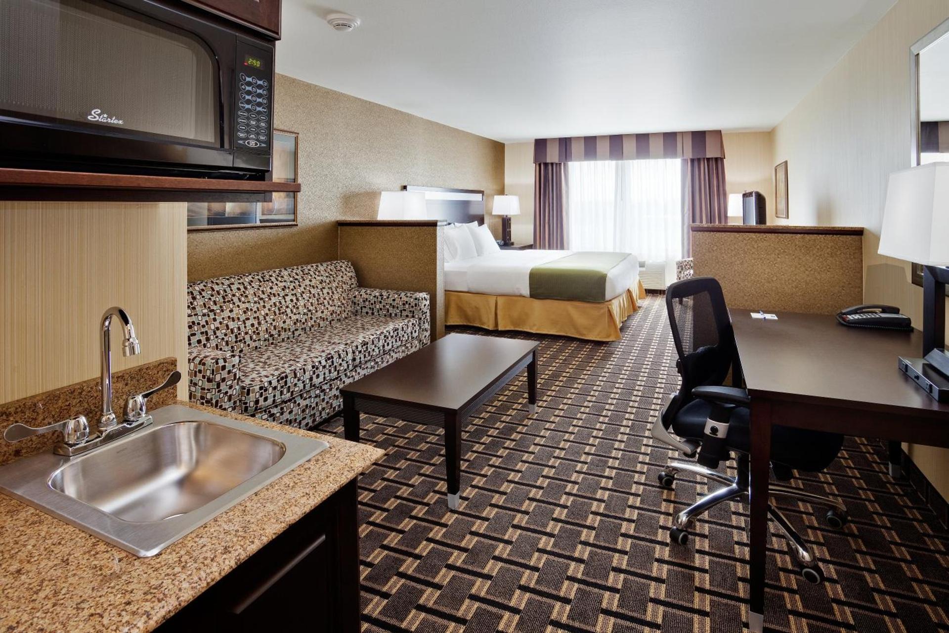 Holiday Inn Express and Suites Limerick - Pottstown by IHG photo 24