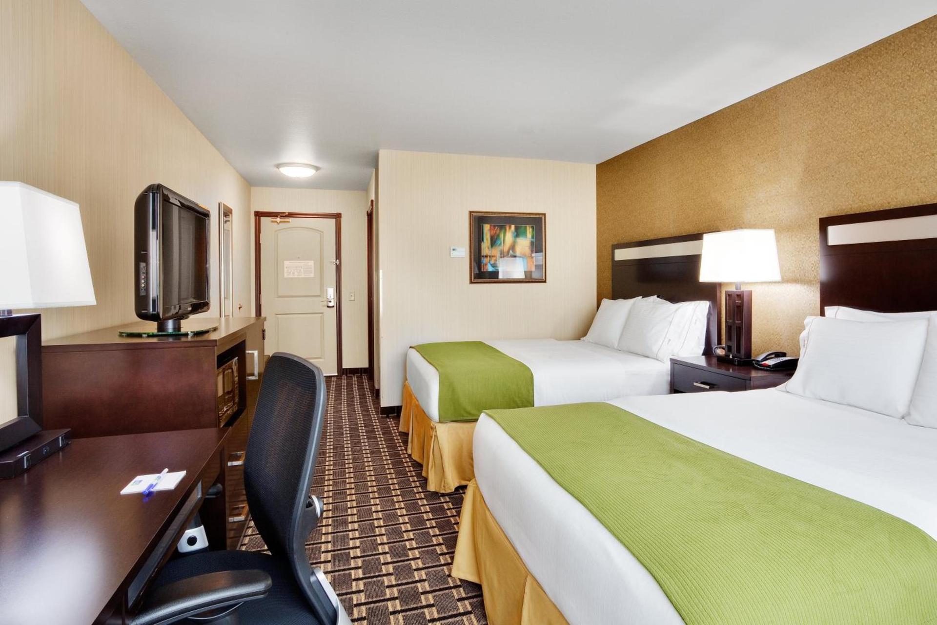 Holiday Inn Express and Suites Limerick - Pottstown by IHG photo 25