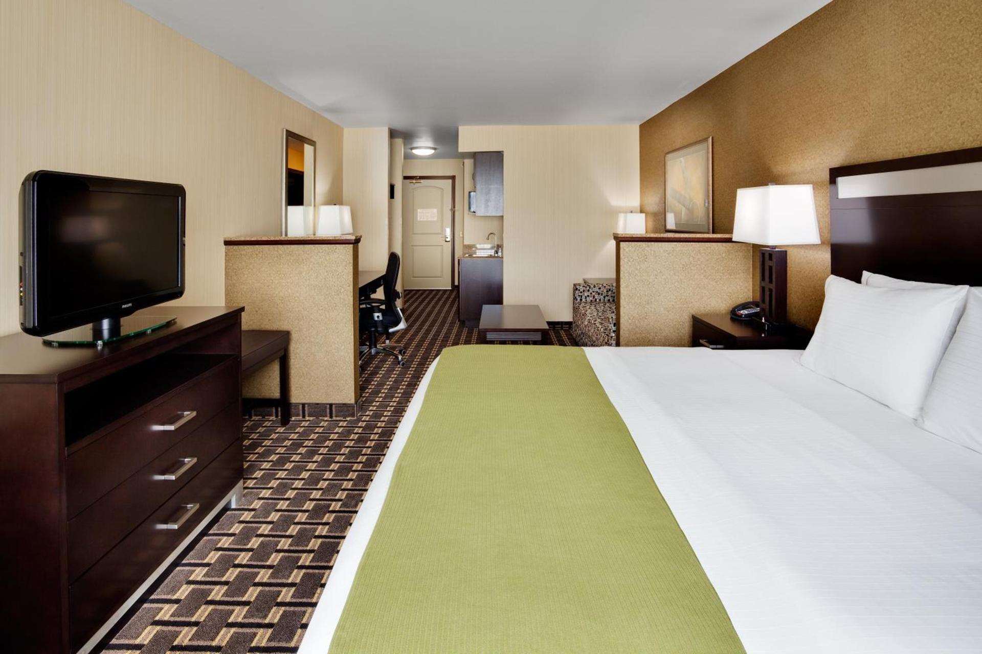 Holiday Inn Express and Suites Limerick - Pottstown by IHG photo 30