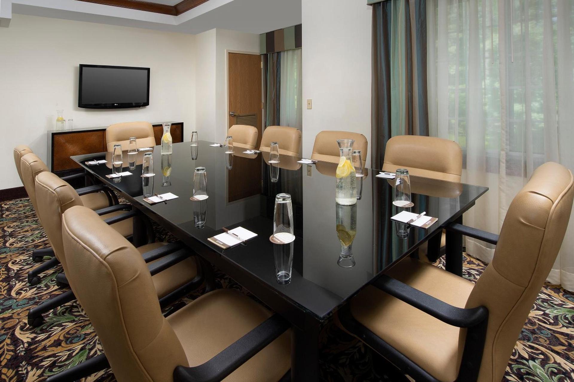 Staybridge Suites North Brunswick by IHG photo 40