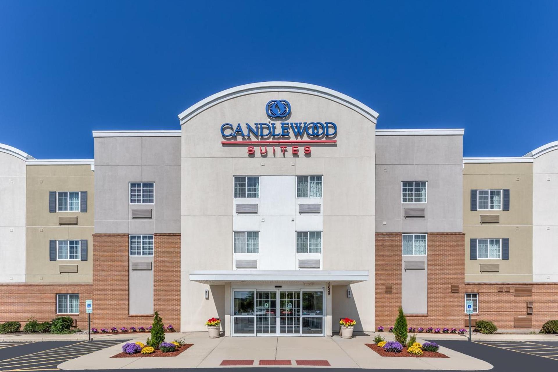 Candlewood Suites Aurora-Naperville by IHG photo 25