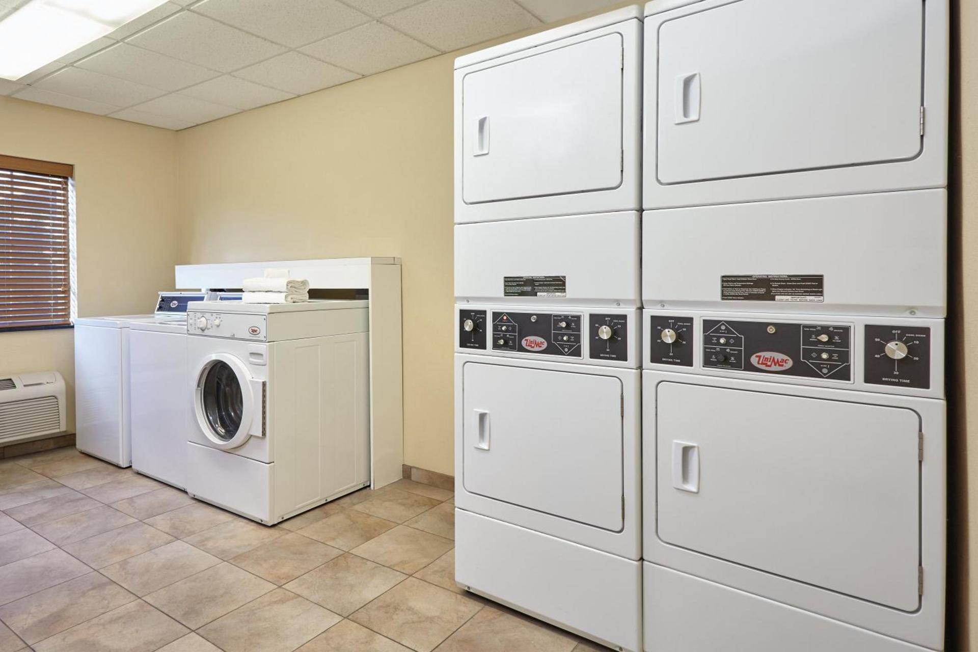 Candlewood Suites Aurora-Naperville by IHG photo 17