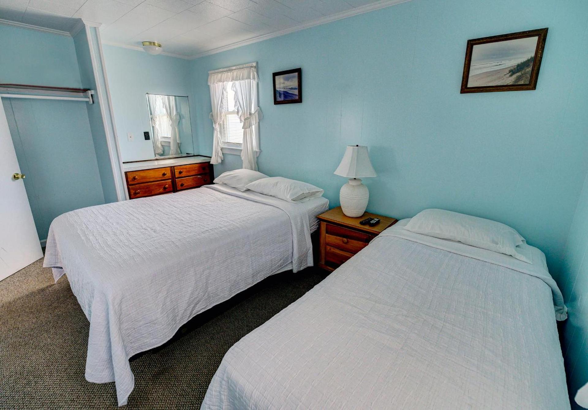 Outer Banks Motel photo 94