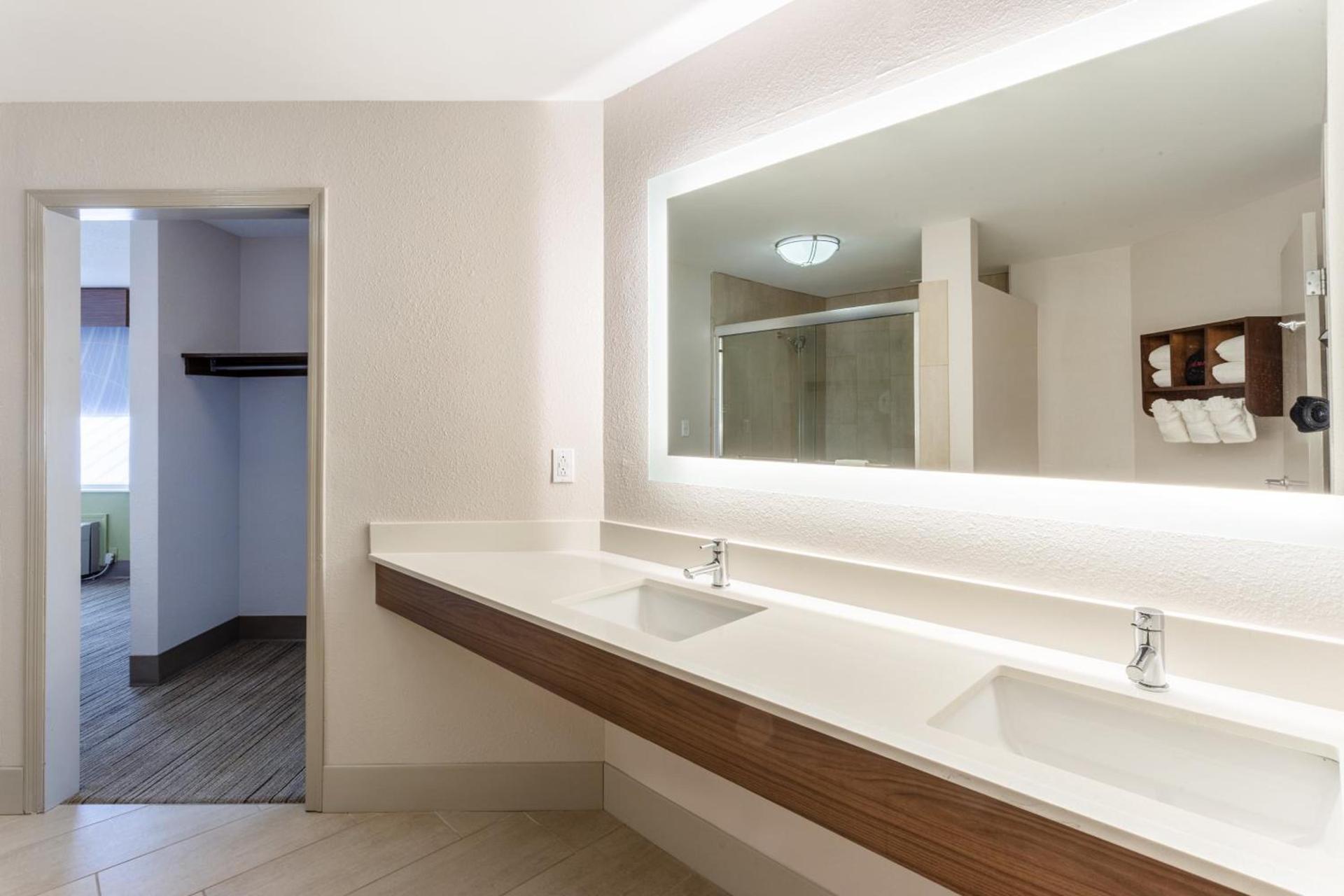 Holiday Inn Express Scottsburg by IHG photo 5