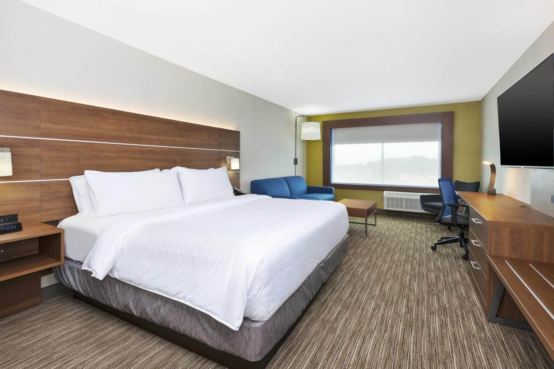 Holiday Inn Express & Suites - Painesville - Concord by IHG photo 17