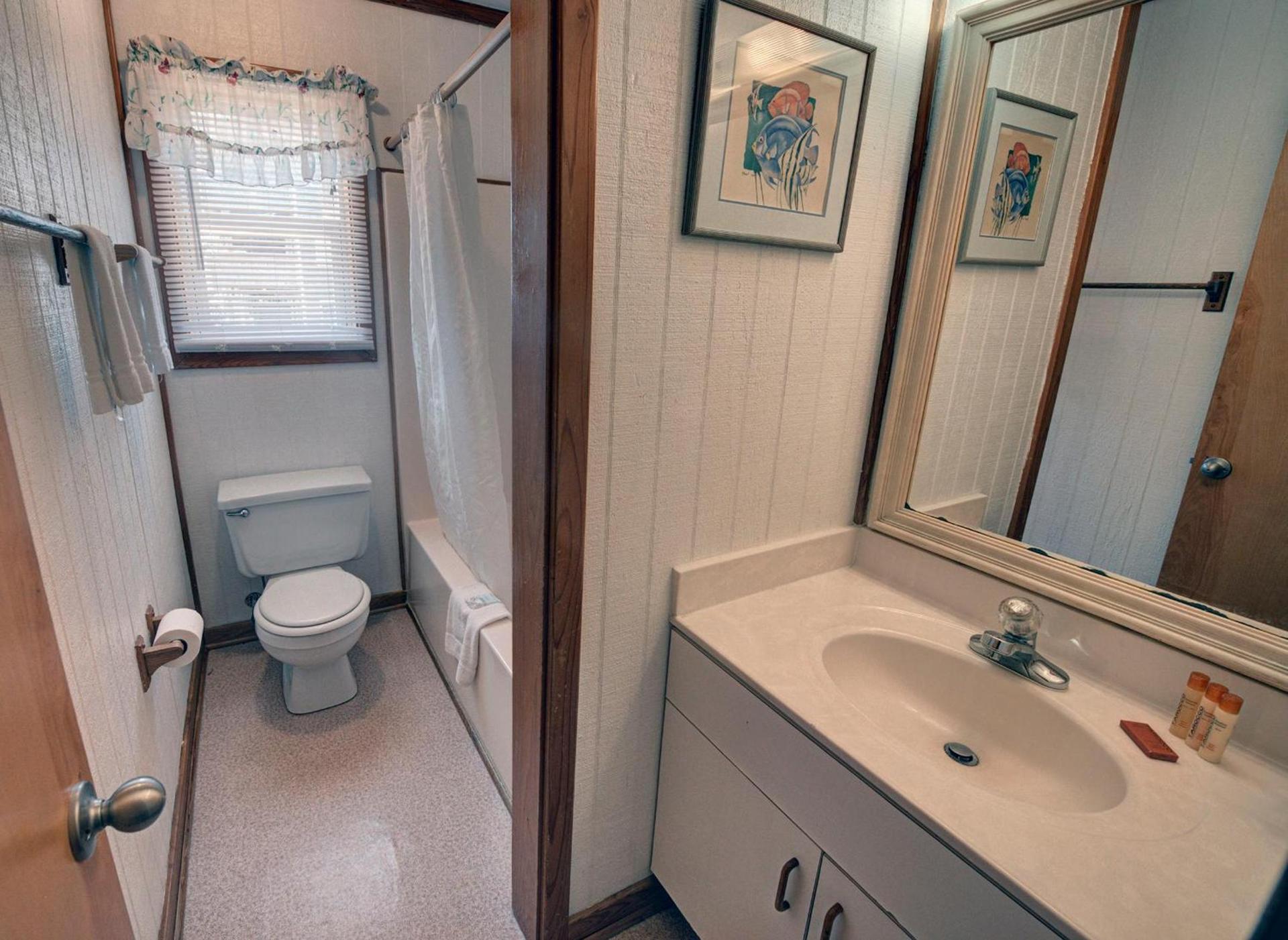 Outer Banks Motel photo 62