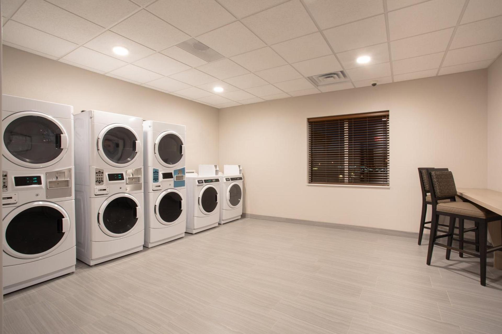 Staybridge Suites Rapid City - Rushmore by IHG photo 14