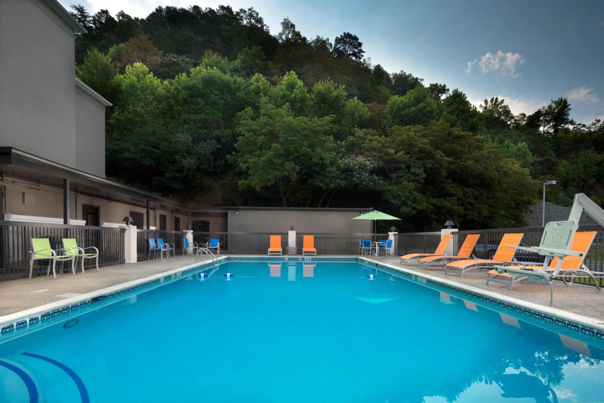 Holiday Inn Express Middlesboro by IHG photo 24