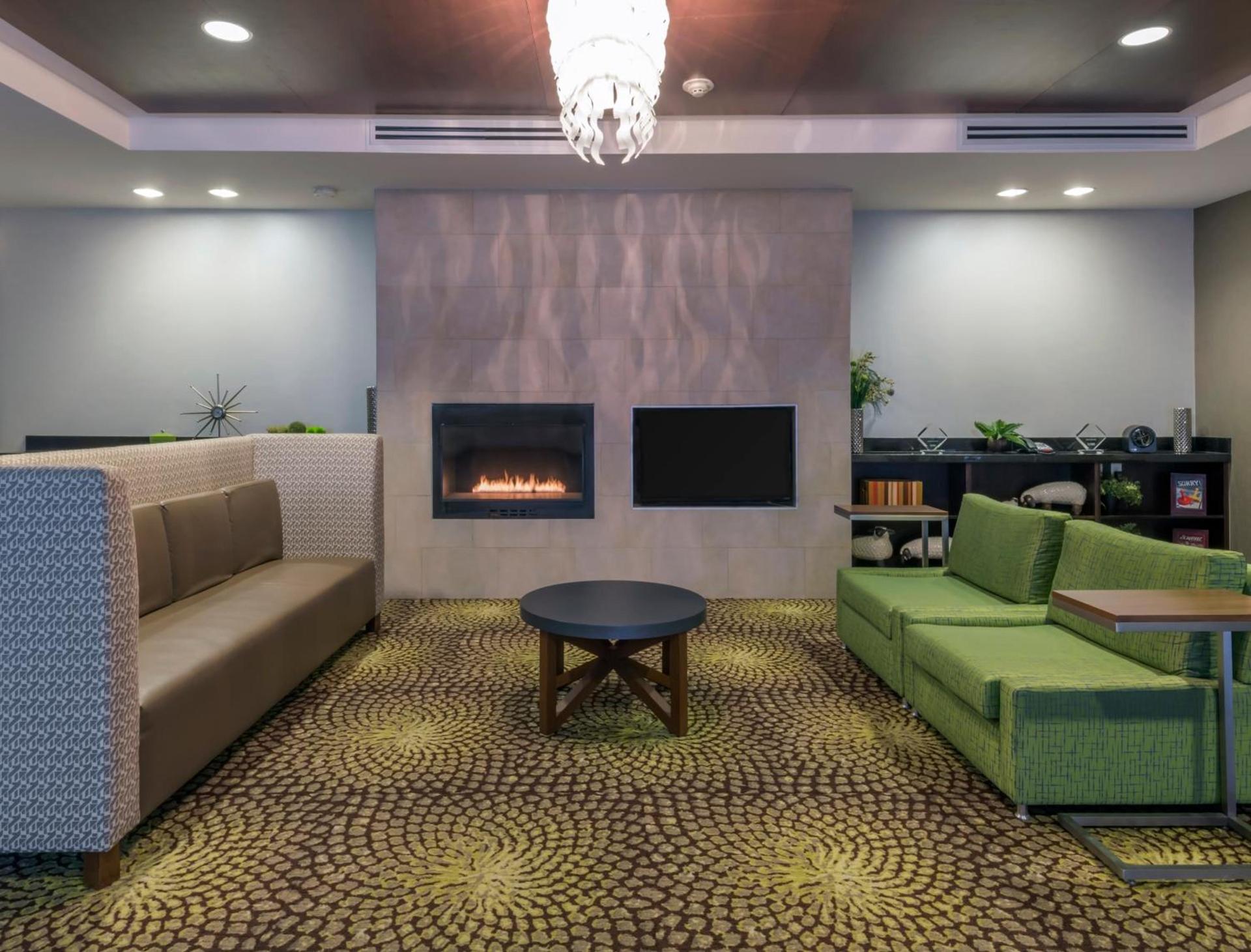 Holiday Inn Express Hays by IHG photo 2