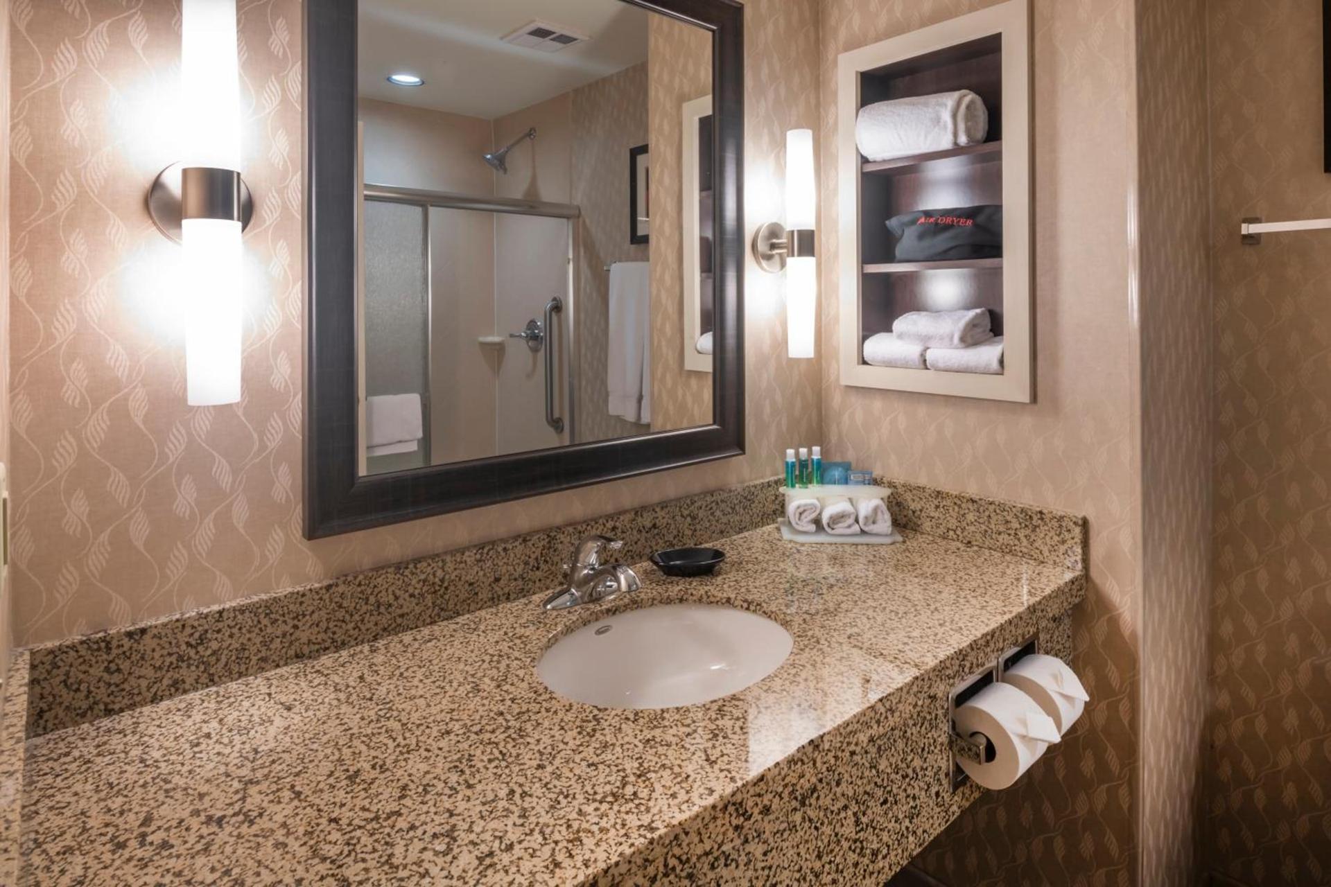 Holiday Inn Express Hays by IHG photo 31