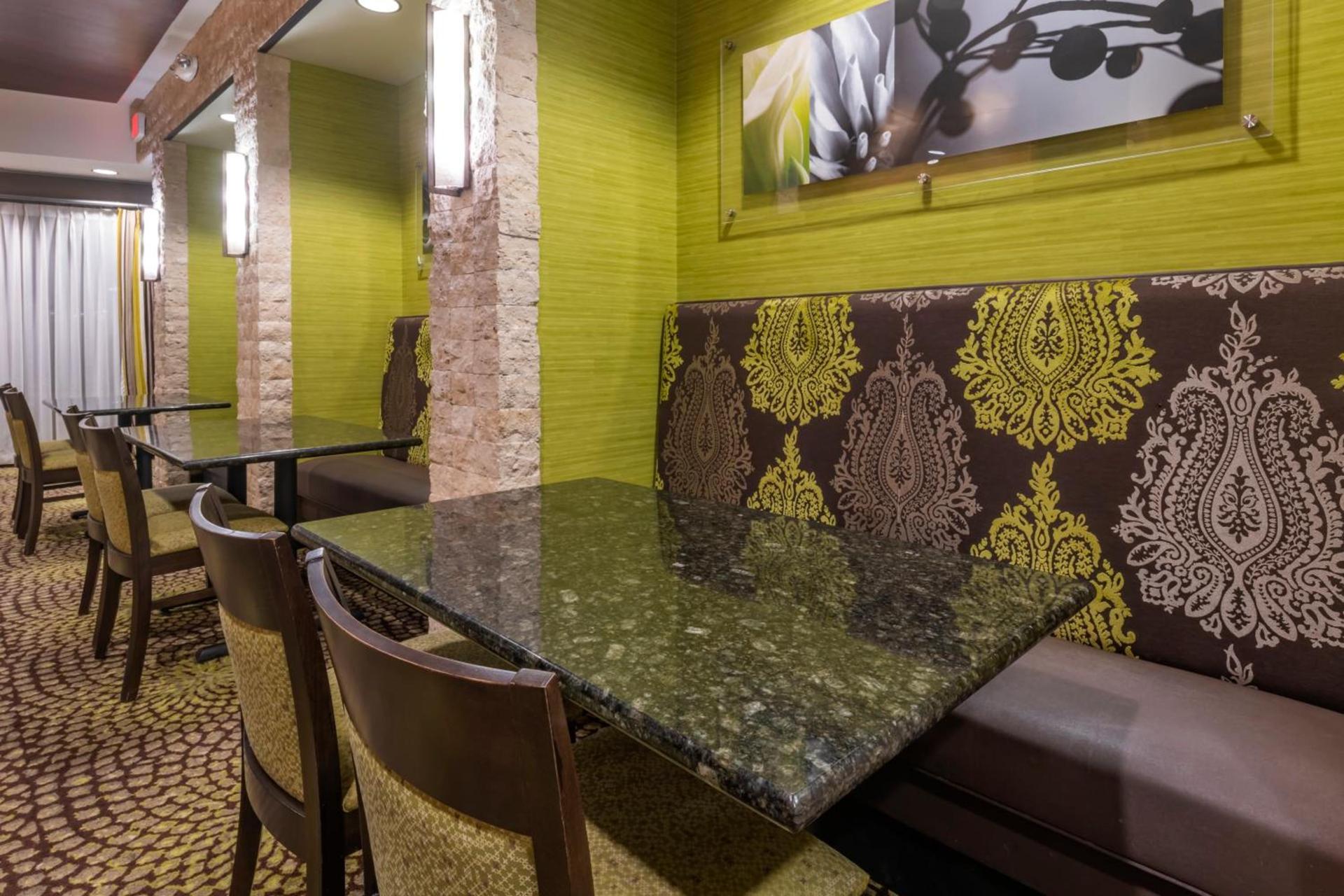 Holiday Inn Express Hays by IHG photo 8