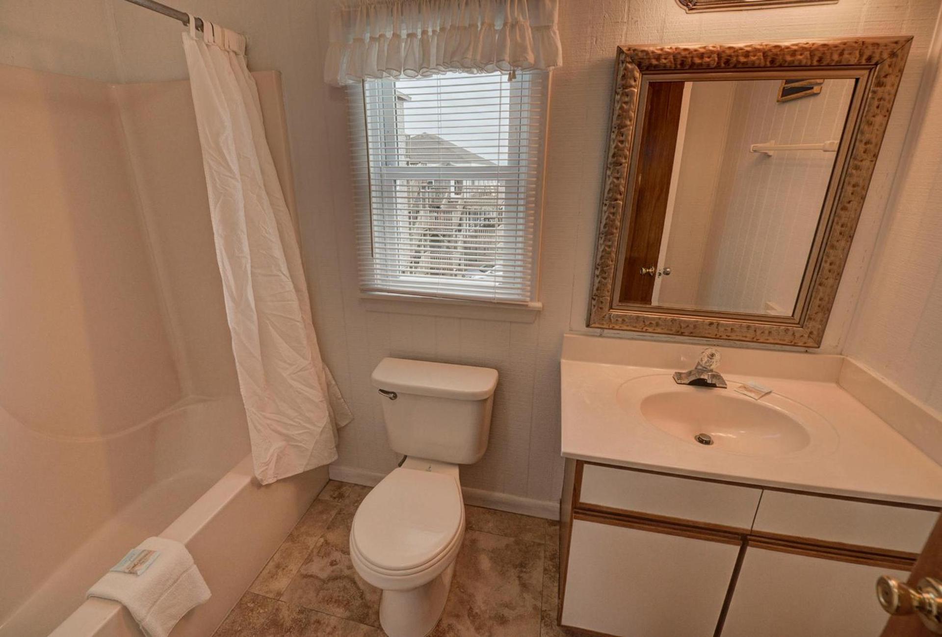 Outer Banks Motel photo 32