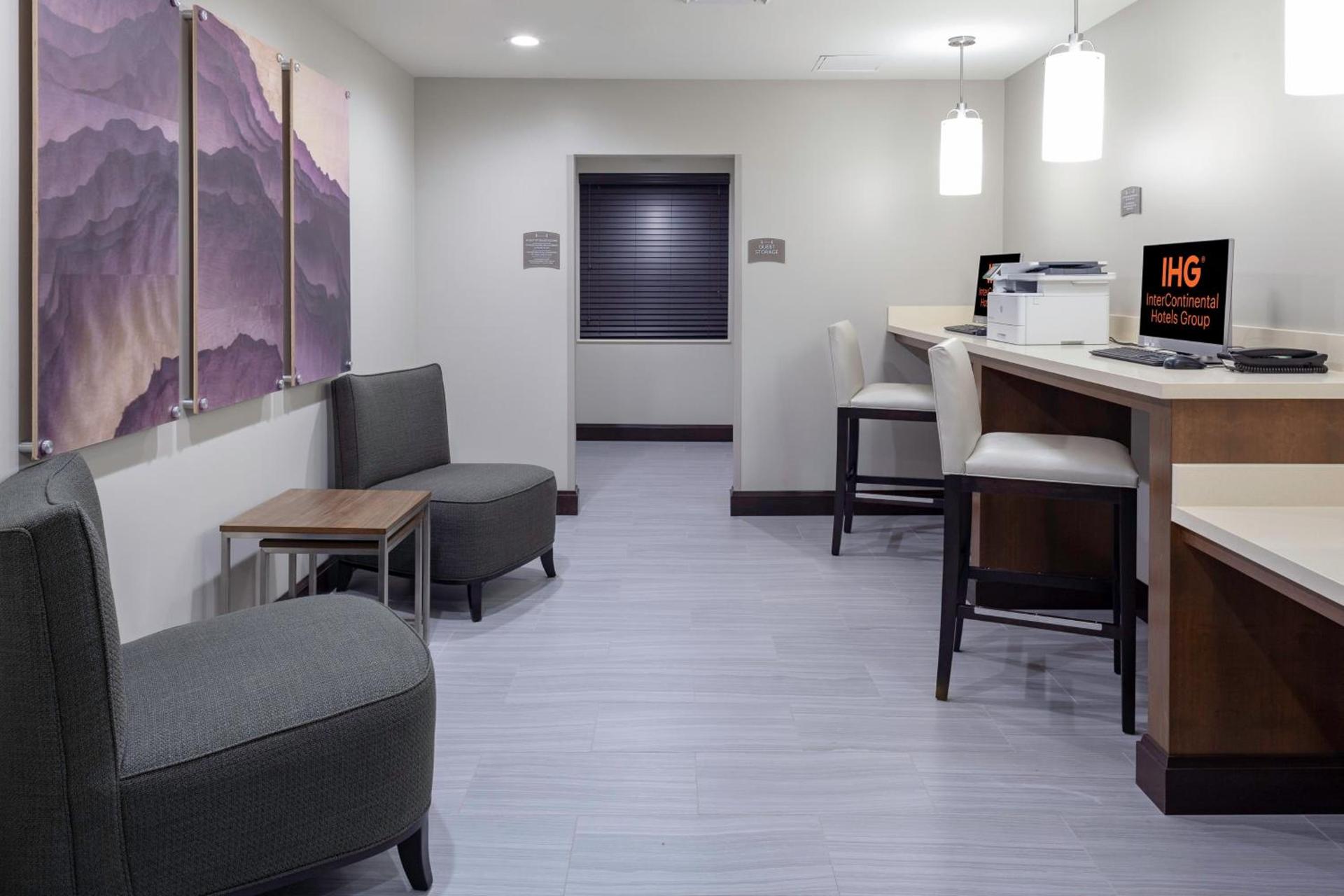 Staybridge Suites - Gilbert - East Mesa by IHG photo 8