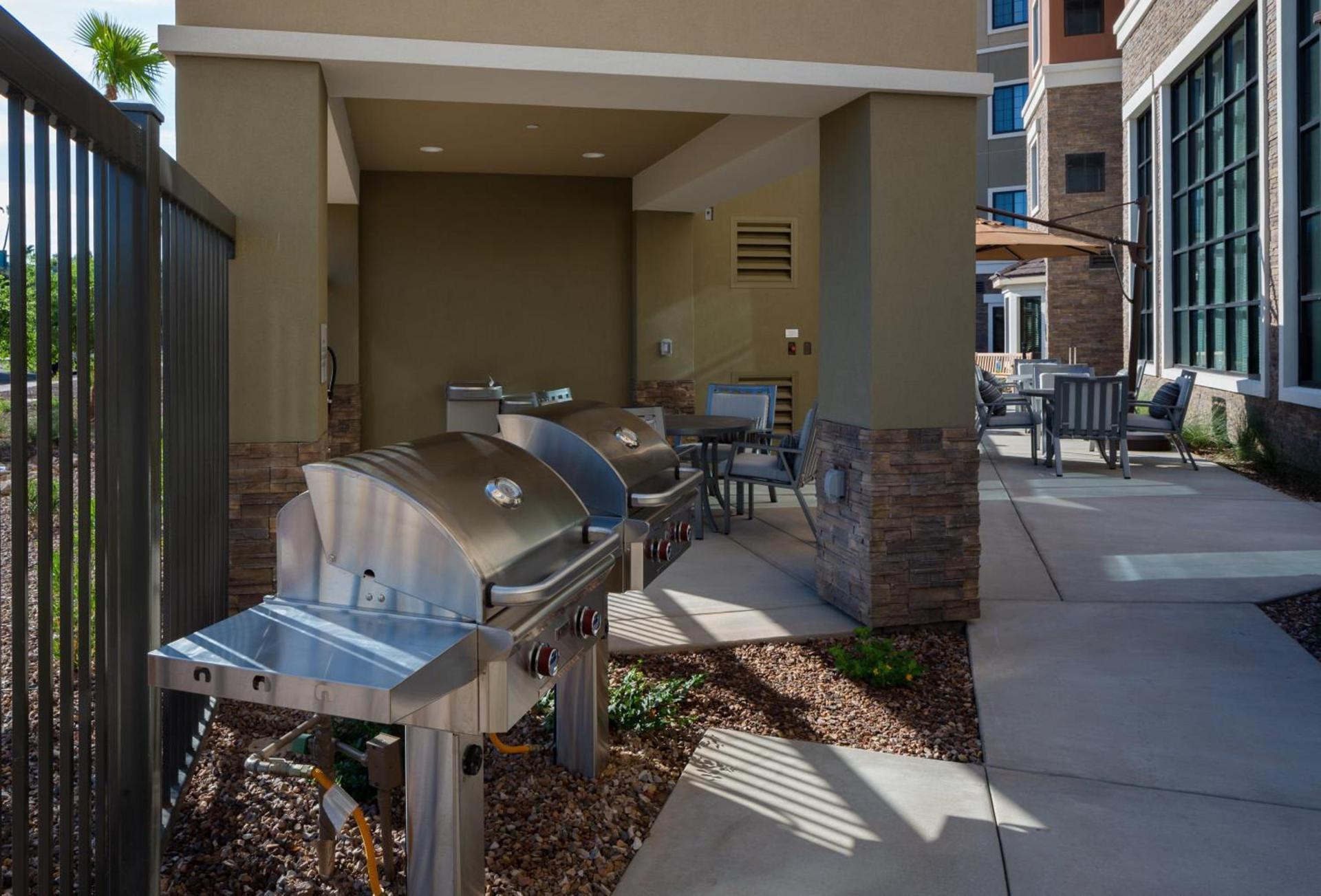 Staybridge Suites - Phoenix – Biltmore Area by IHG photo 53