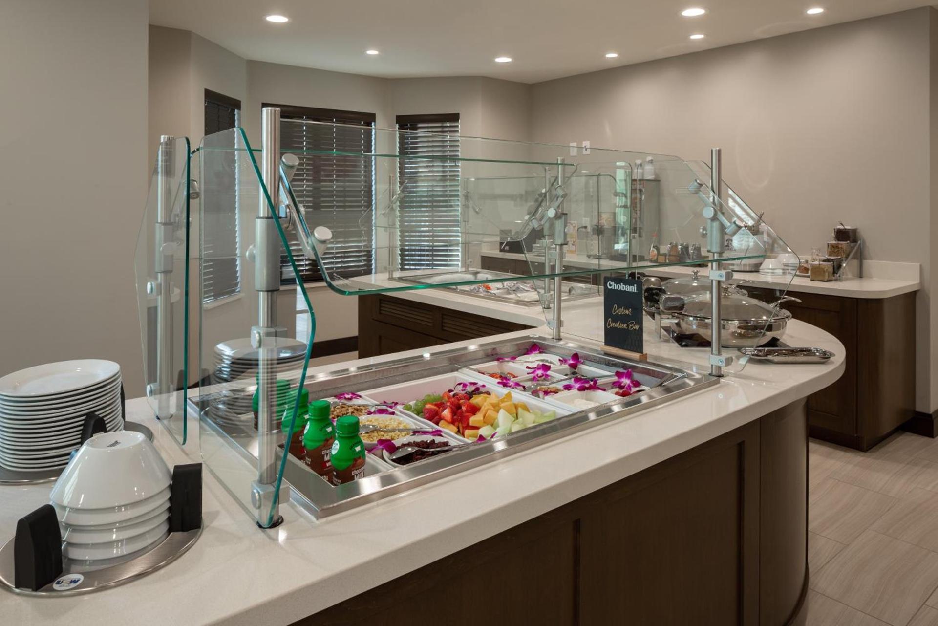 Staybridge Suites - Phoenix – Biltmore Area by IHG photo 24