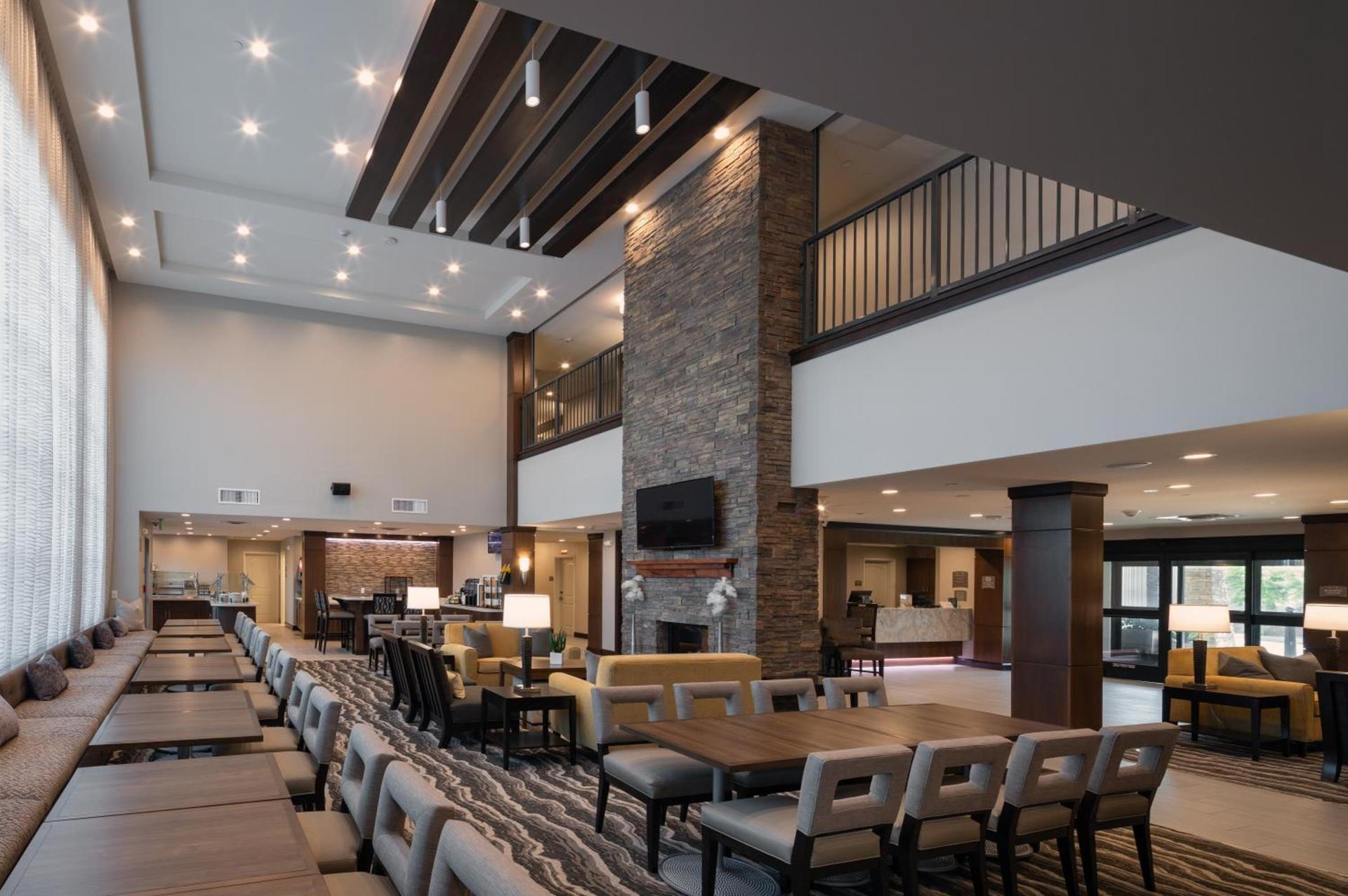 Staybridge Suites - Phoenix – Biltmore Area by IHG photo 59