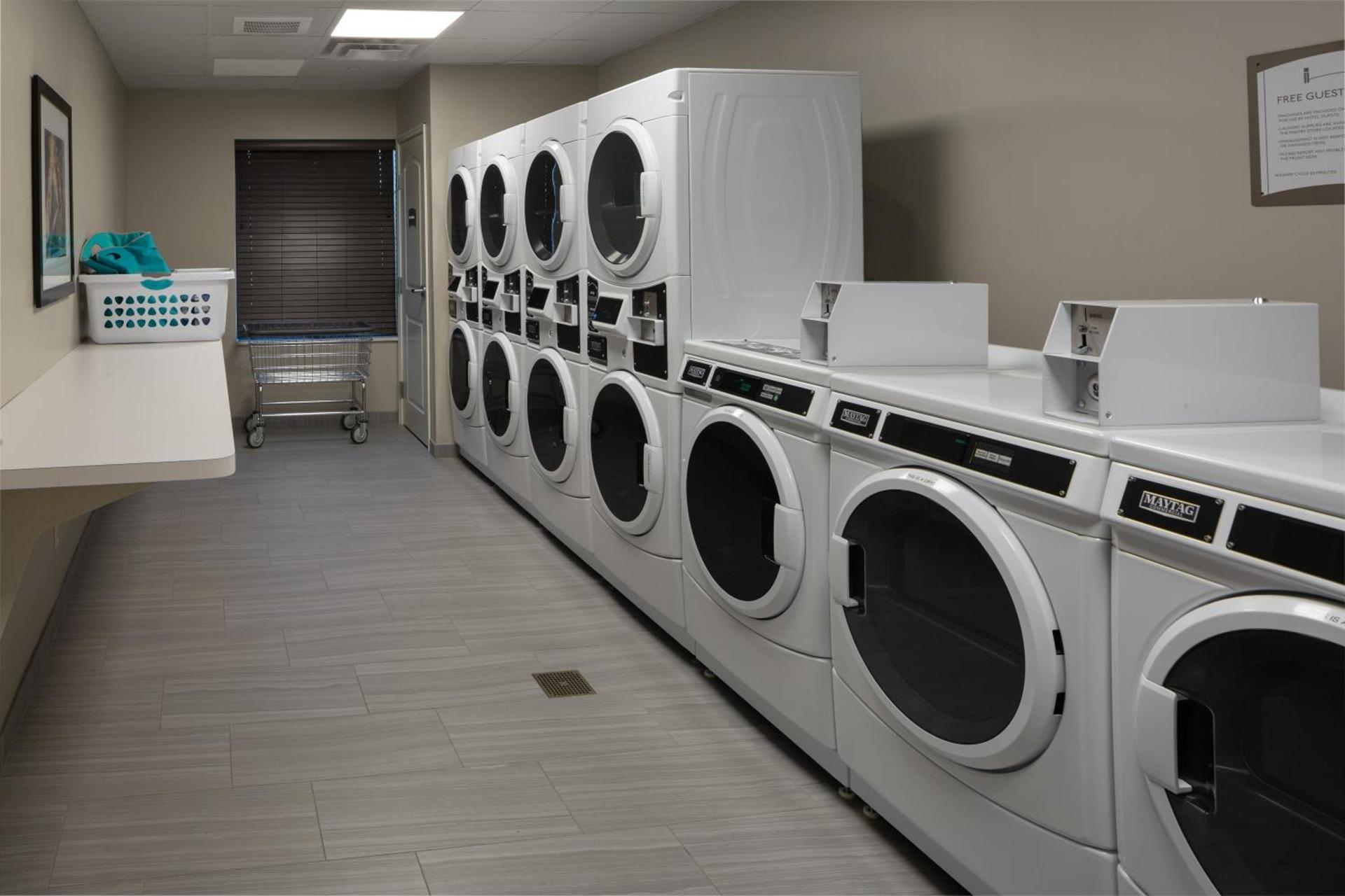 Staybridge Suites - Phoenix – Biltmore Area by IHG photo 57