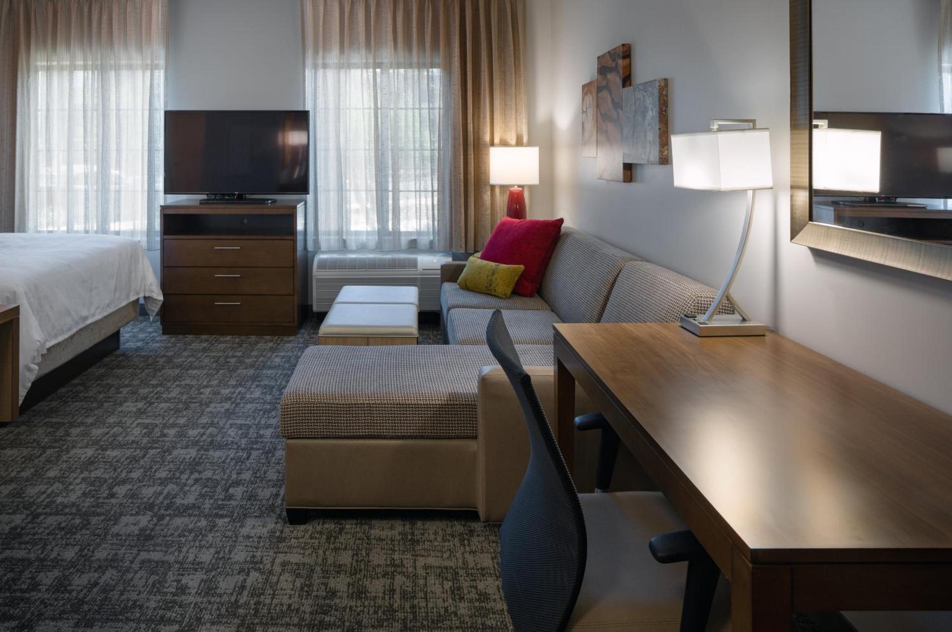 Staybridge Suites - Phoenix – Biltmore Area by IHG photo 40