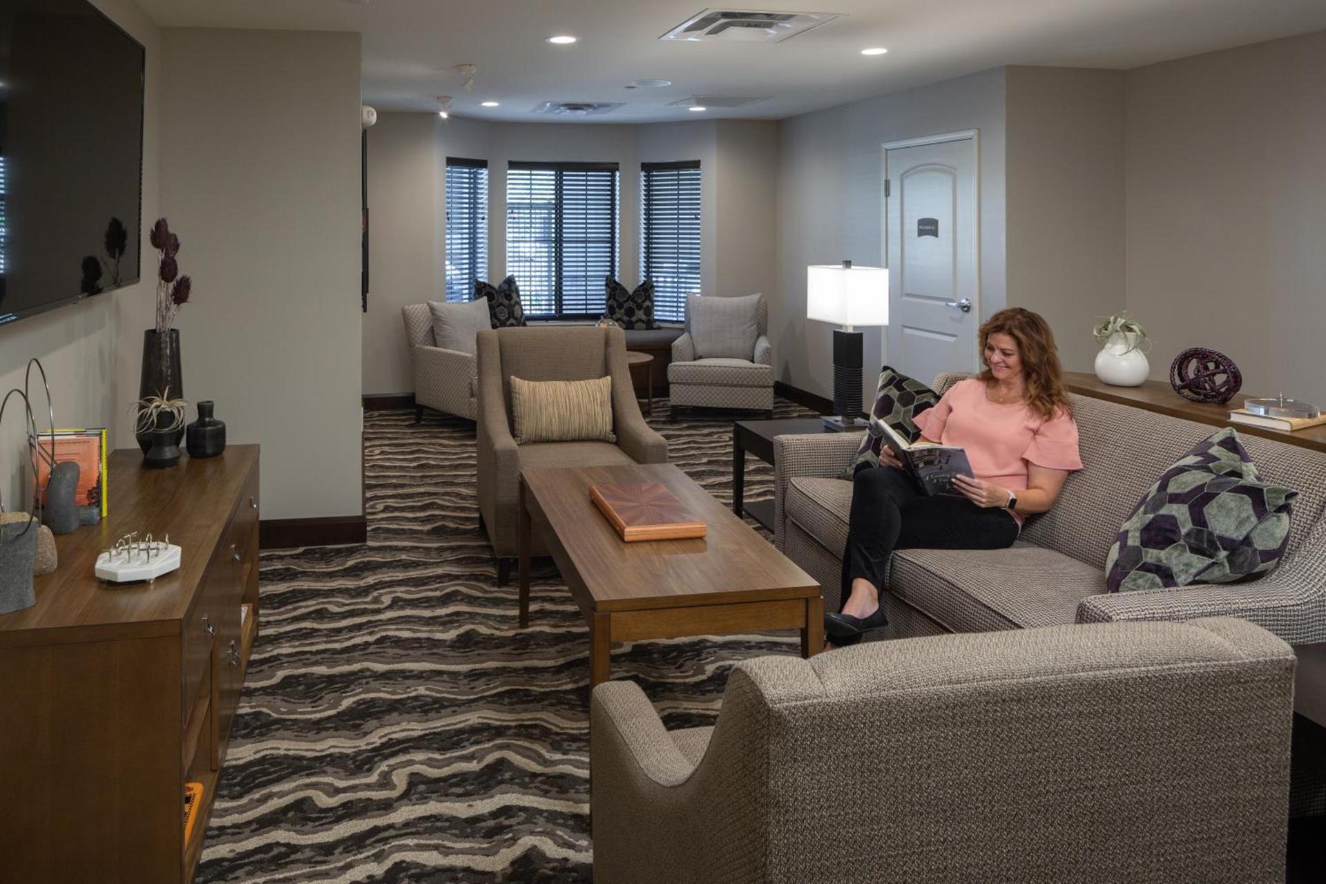 Staybridge Suites - Phoenix – Biltmore Area by IHG photo 48