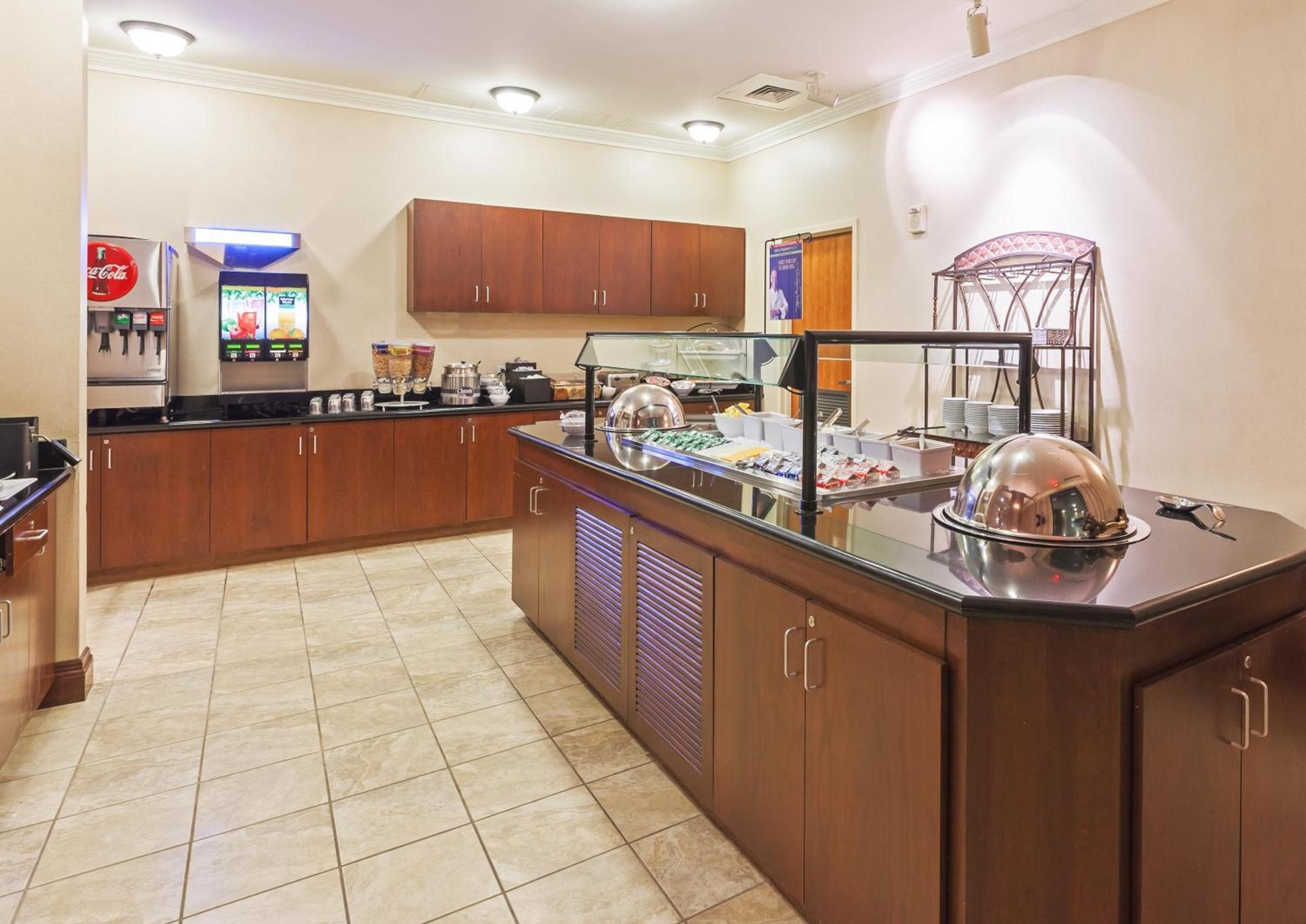 Staybridge Suites San Antonio Downtown Convention Center by IHG photo 35