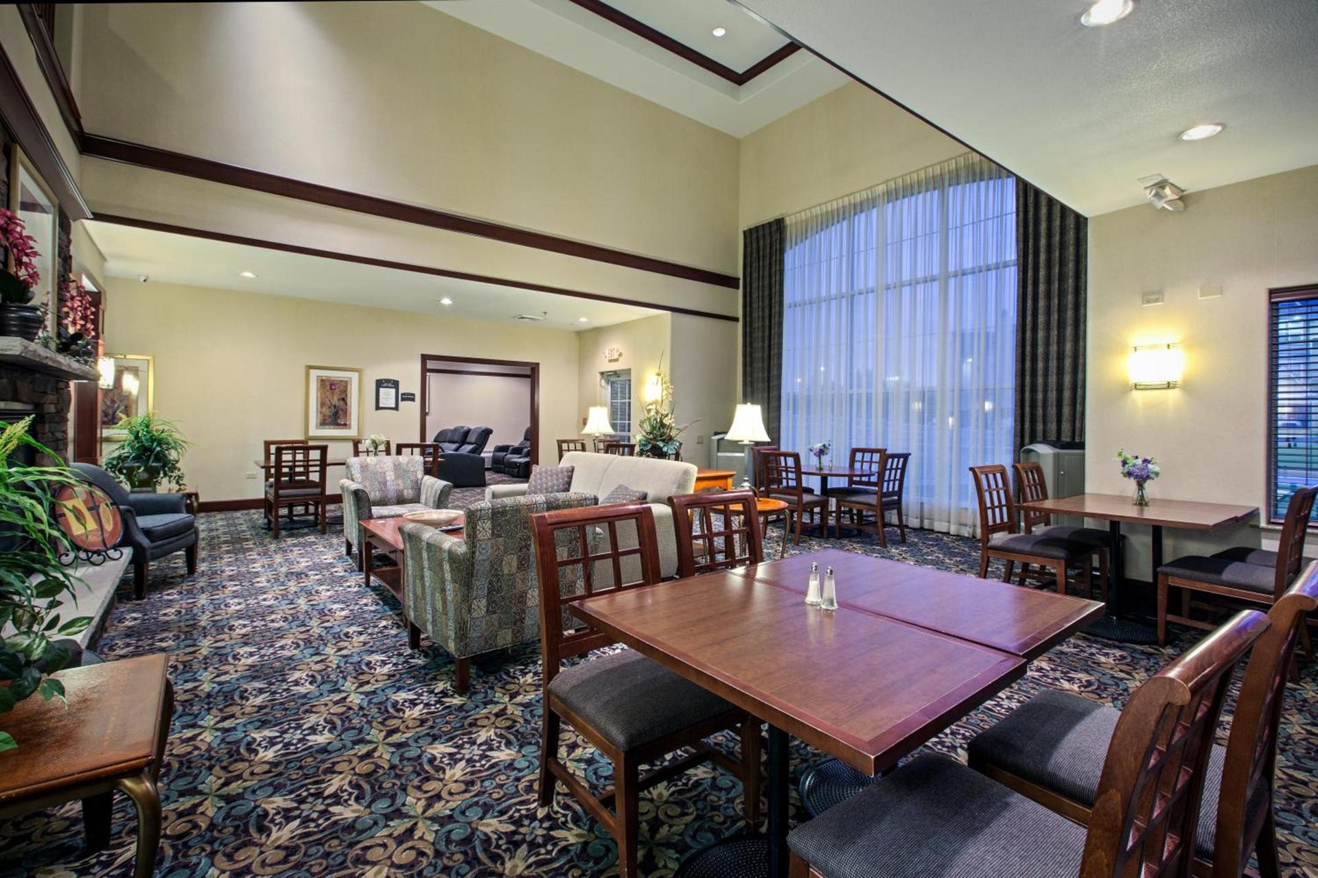 Staybridge Suites Rockford by IHG photo 31