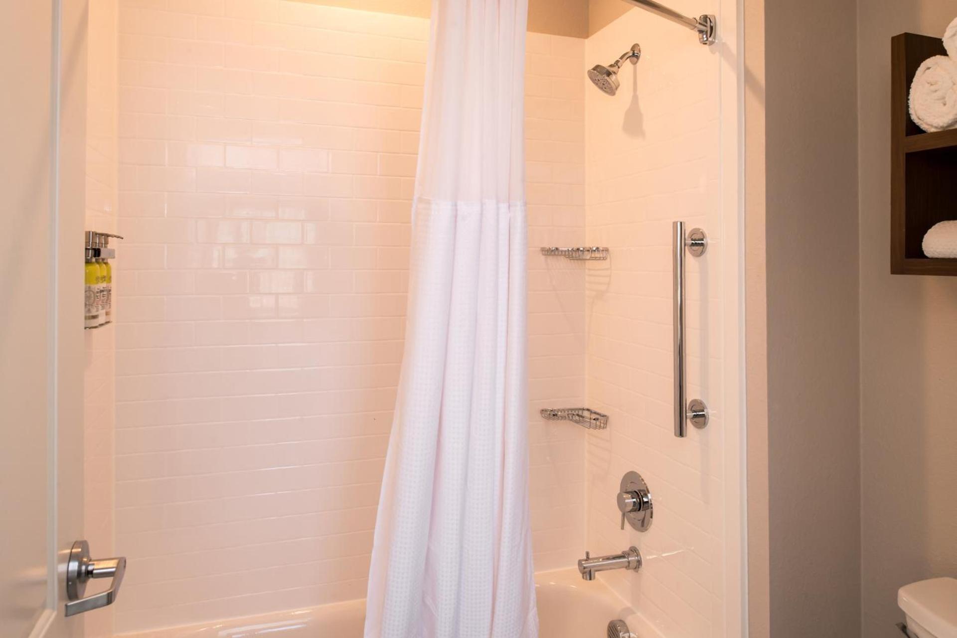 Staybridge Suites - Pecos by IHG photo 40