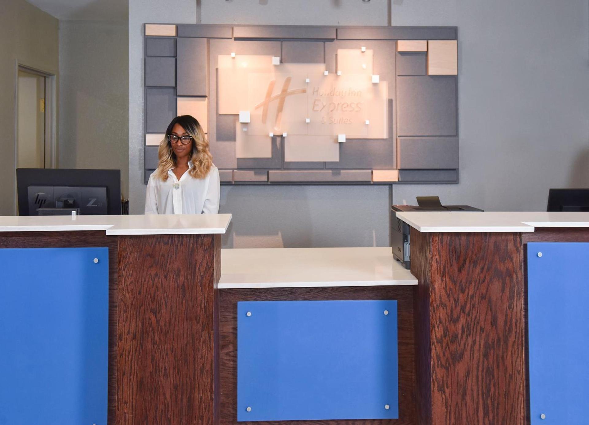 Holiday Inn Express Hotel & Suites Selma by IHG photo 14