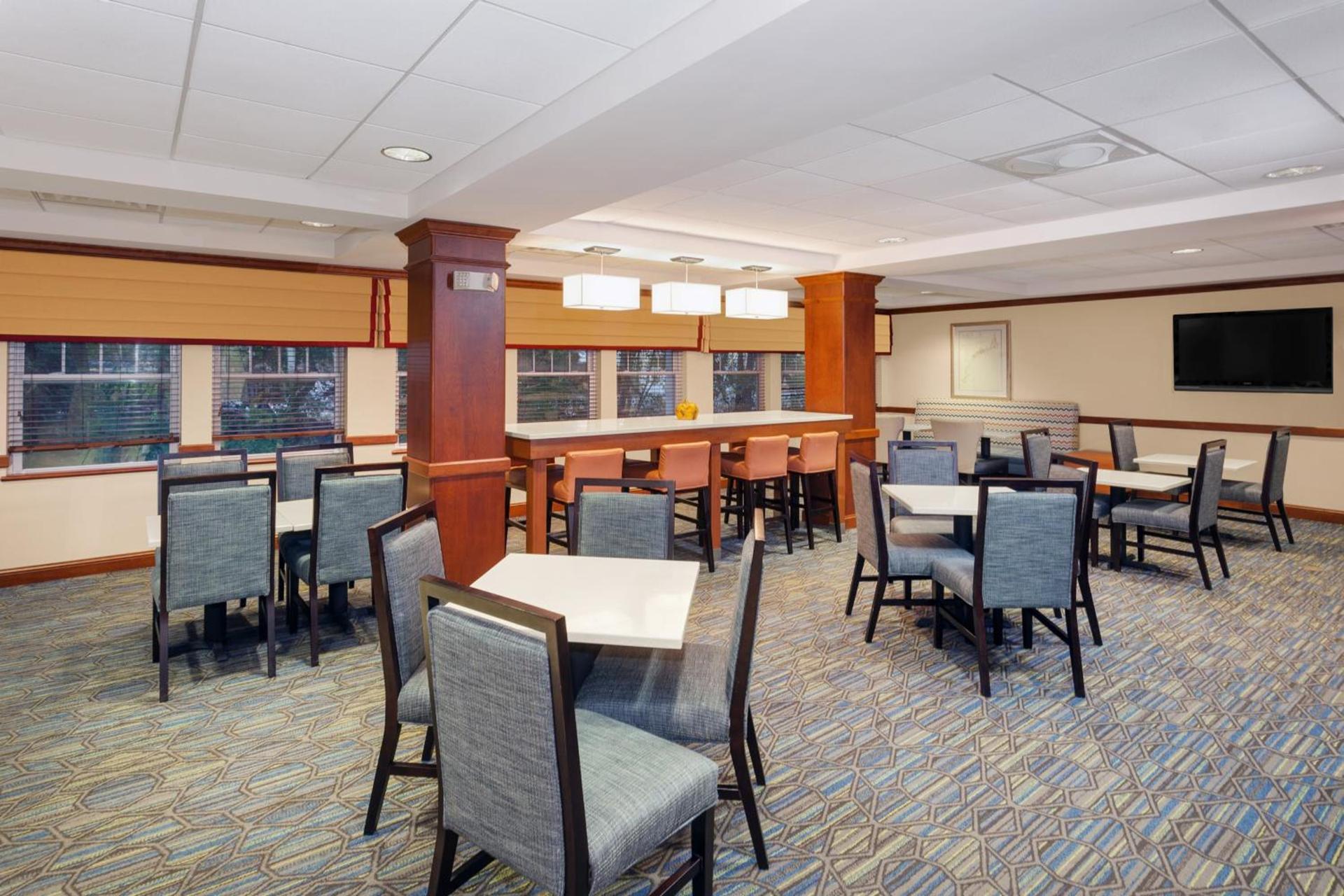 Holiday Inn Express Hotel & Suites Hampton South-Seabrook by IHG photo 11