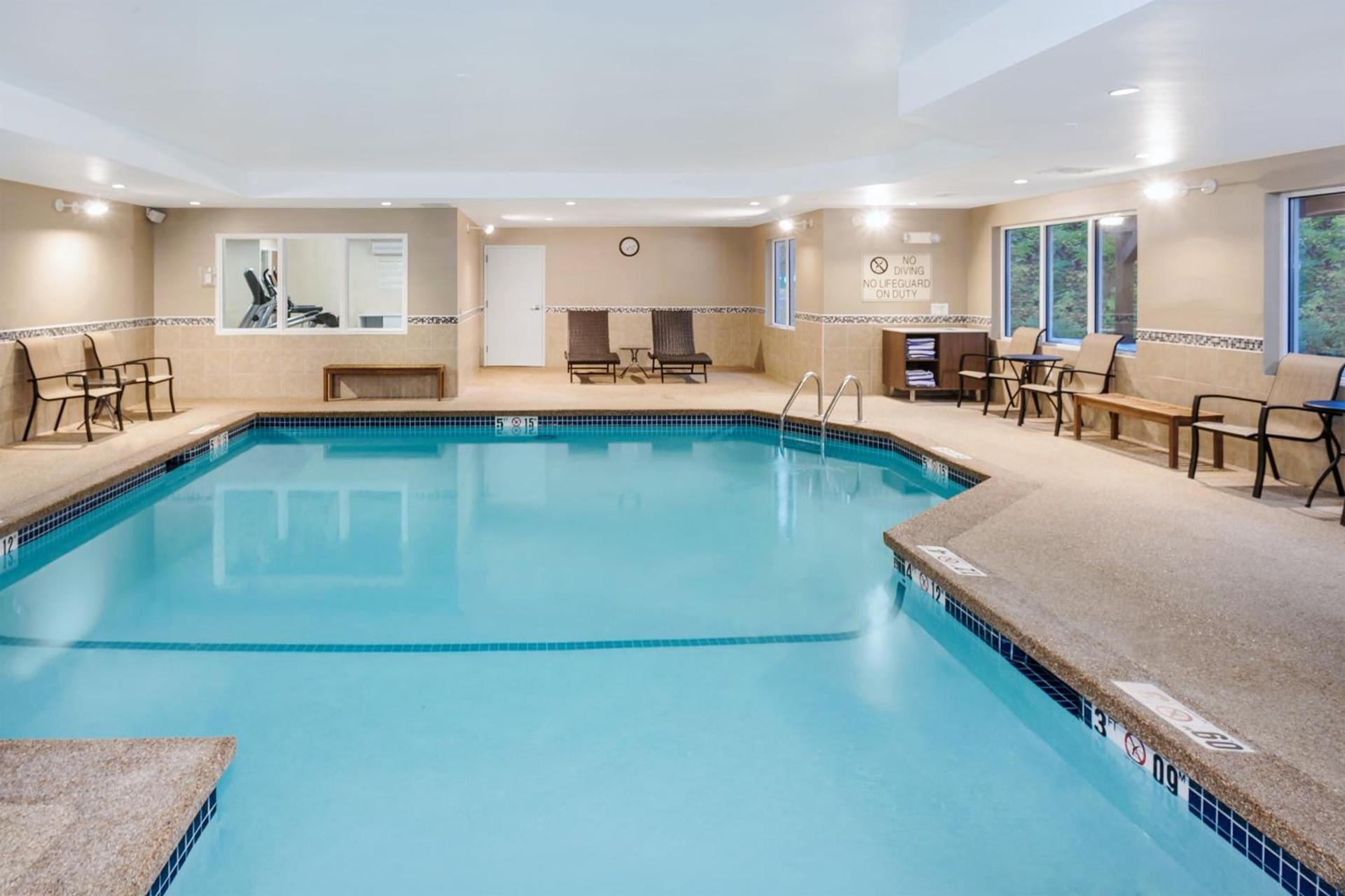 Holiday Inn Express Hotel & Suites Hampton South-Seabrook by IHG photo 62