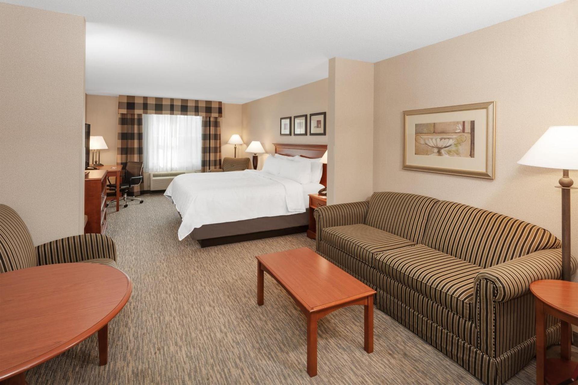 Holiday Inn Express Hotel & Suites Hampton South-Seabrook by IHG photo 30