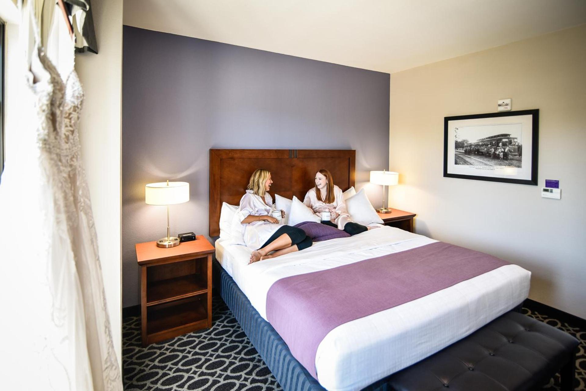 Bluemont Hotel photo 11